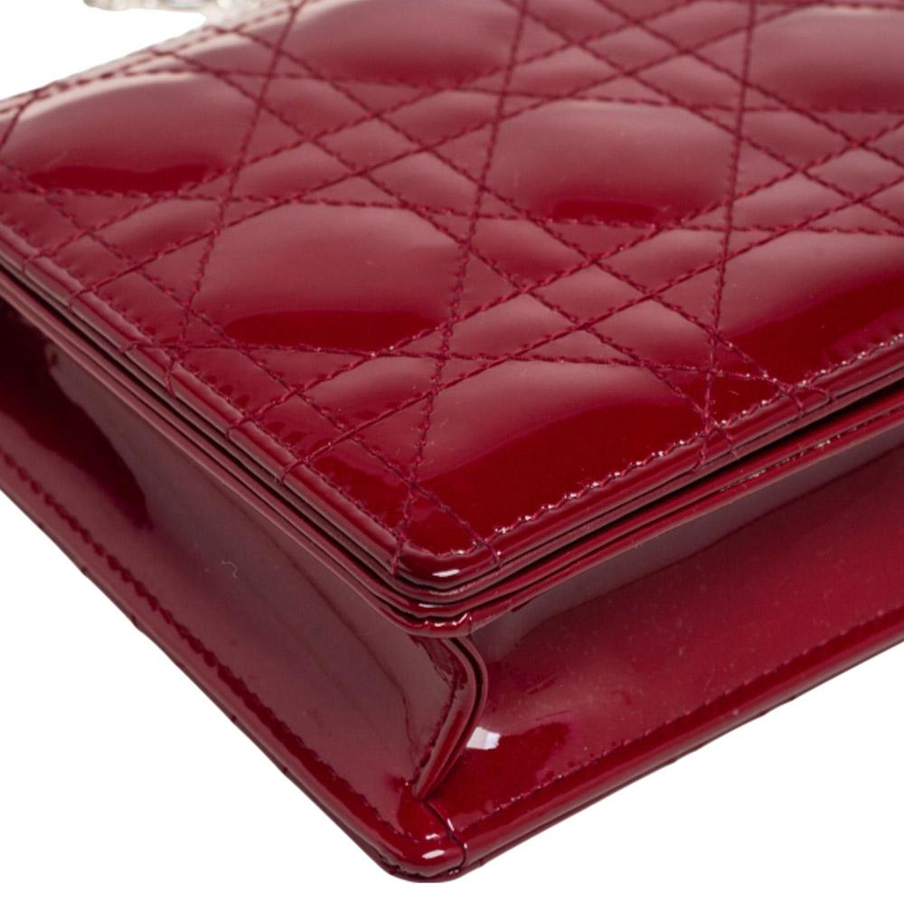 Dior Red Cannage Patent Leather Lady Dior Wallet On Chain In Good Condition In Dubai, Al Qouz 2