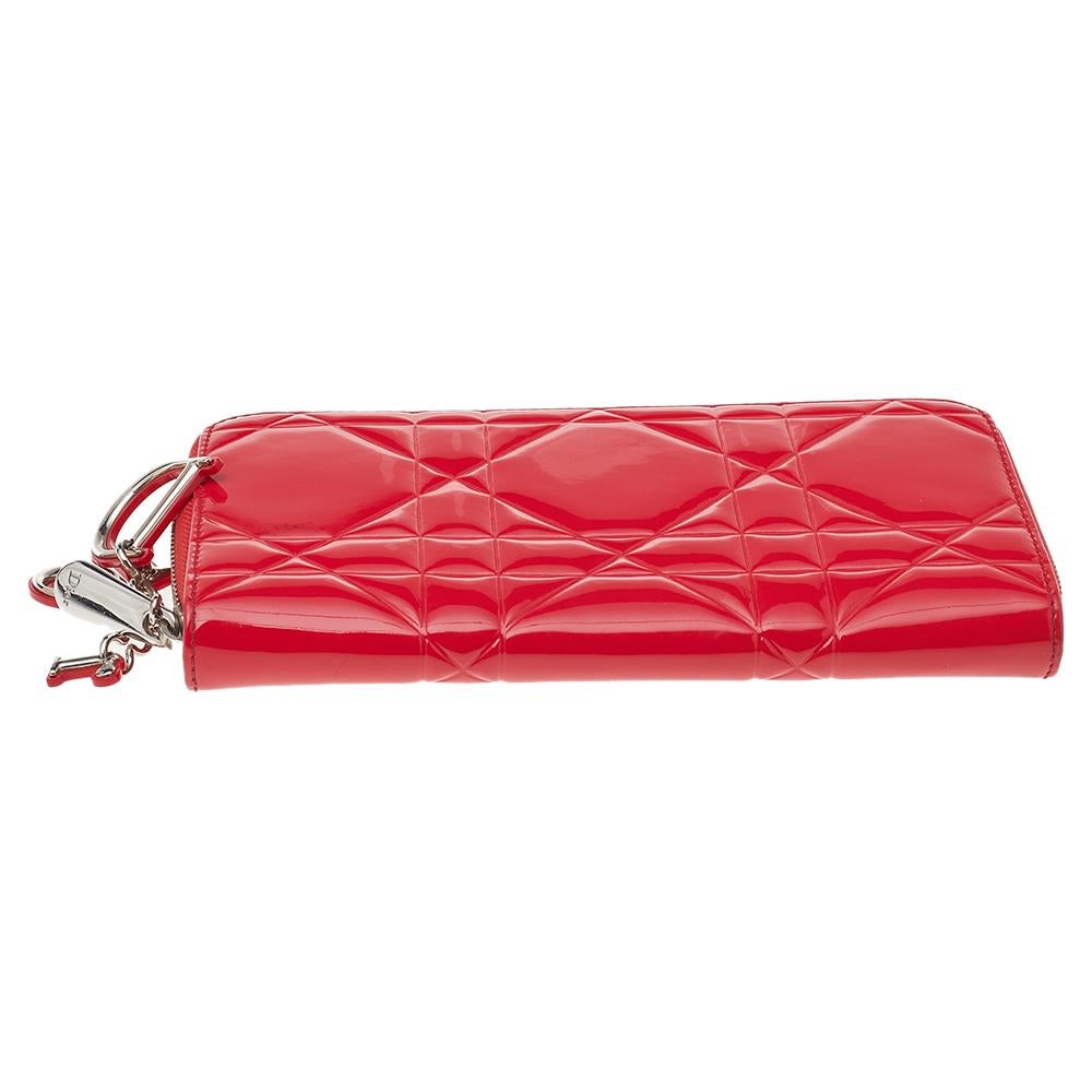 Dior Red Cannage Patent Leather Lady Dior Zip Around Wallet In Good Condition In Dubai, Al Qouz 2