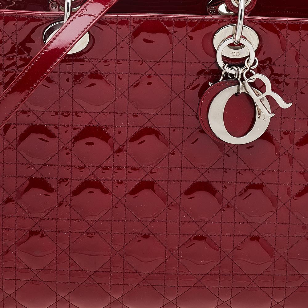 Dior Red Cannage Patent Leather Large Lady Dior Bag In Good Condition In Dubai, Al Qouz 2