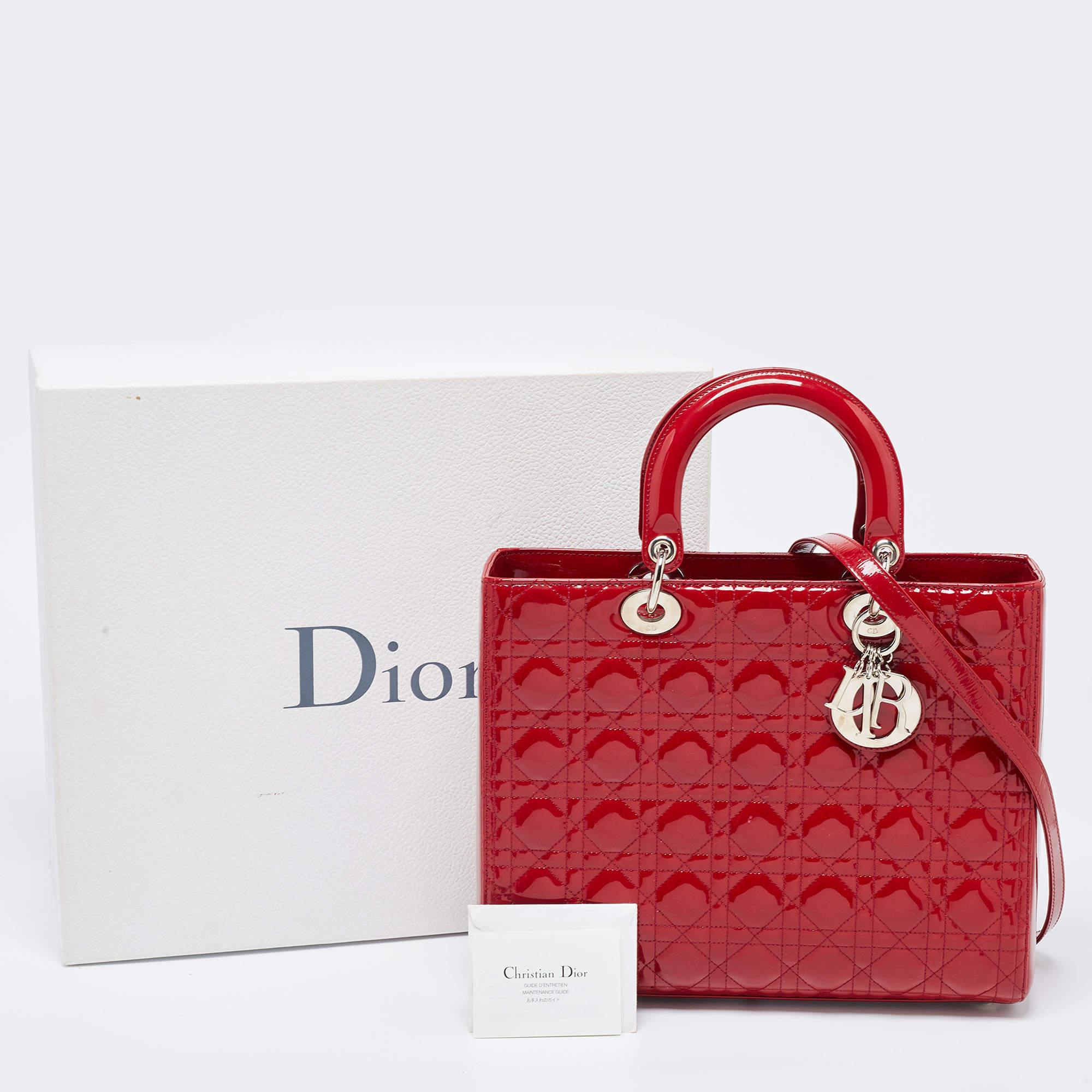 Dior - Grand sac cabas Lady Dior en cuir verni rouge cannage en vente 7