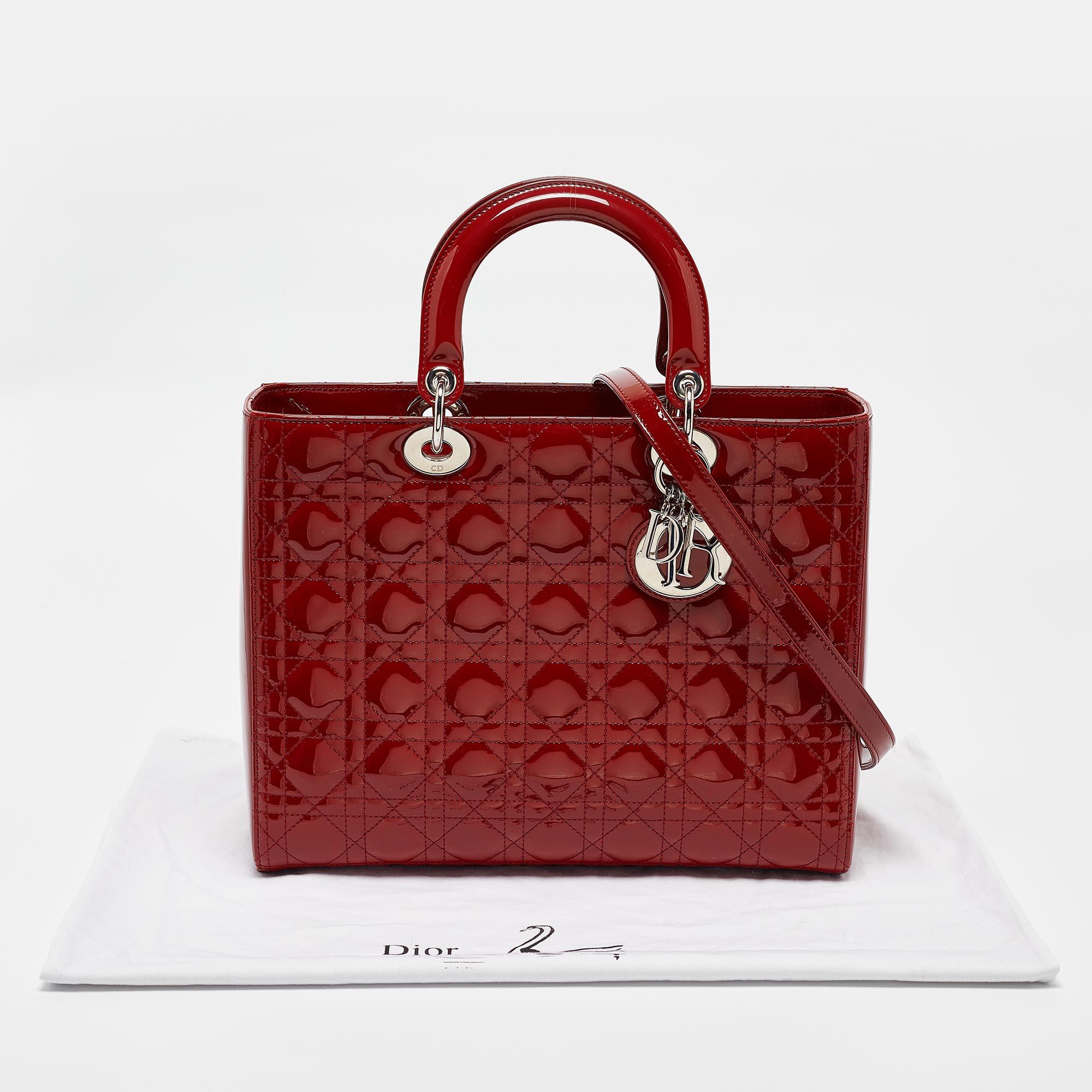 Dior Rote Cannage Große Lady Dior Tragetasche aus Lackleder im Angebot 12