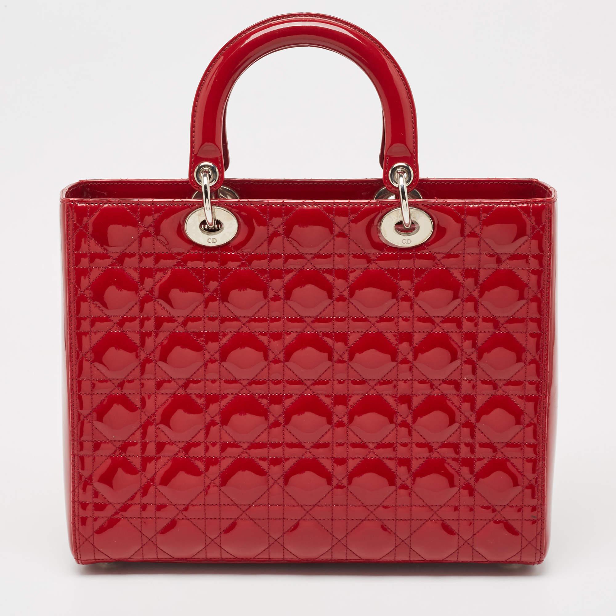 Dior Red Cannage Patent Leather Large Lady Dior Tote In Fair Condition For Sale In Dubai, Al Qouz 2