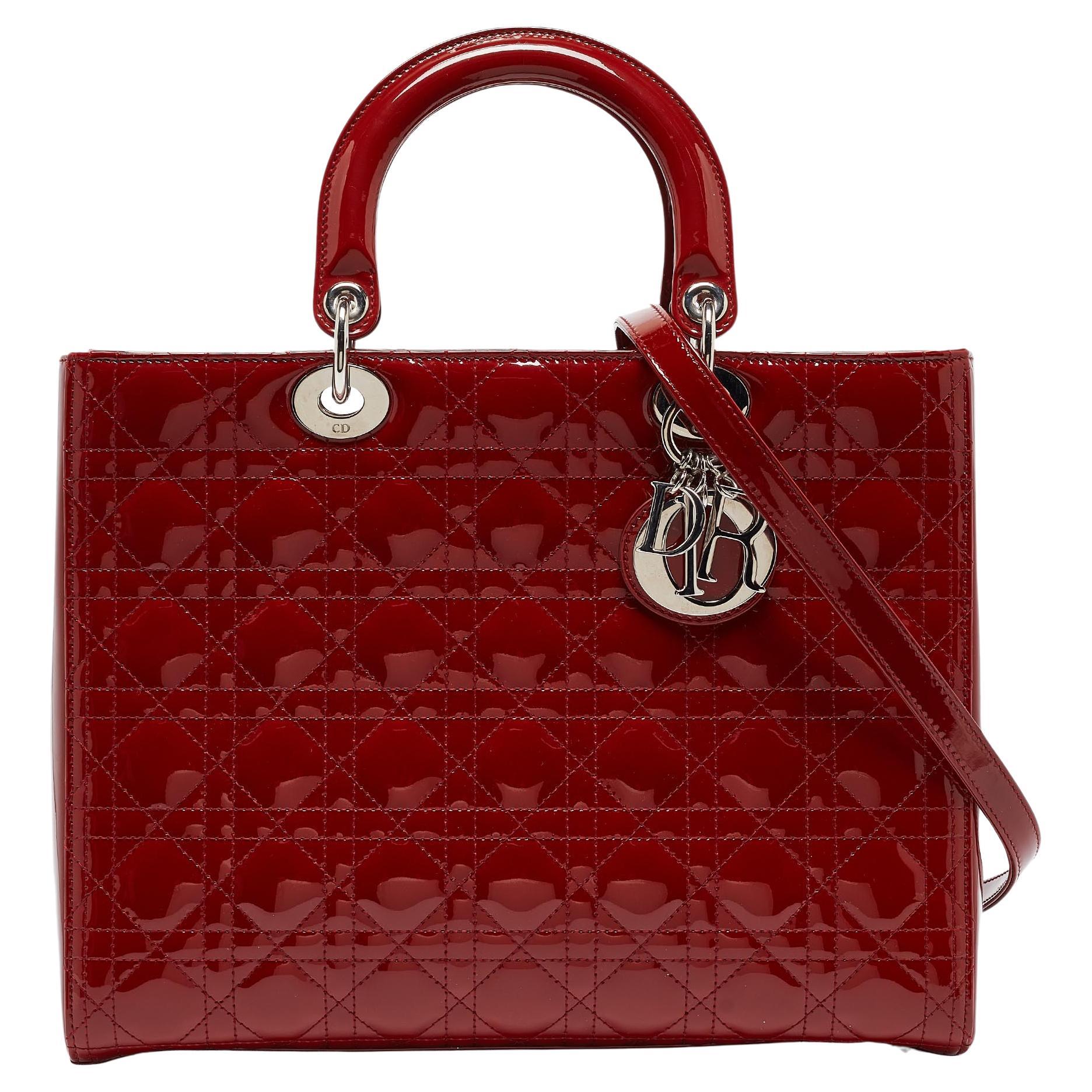 Dior Rote Cannage Große Lady Dior Tragetasche aus Lackleder im Angebot