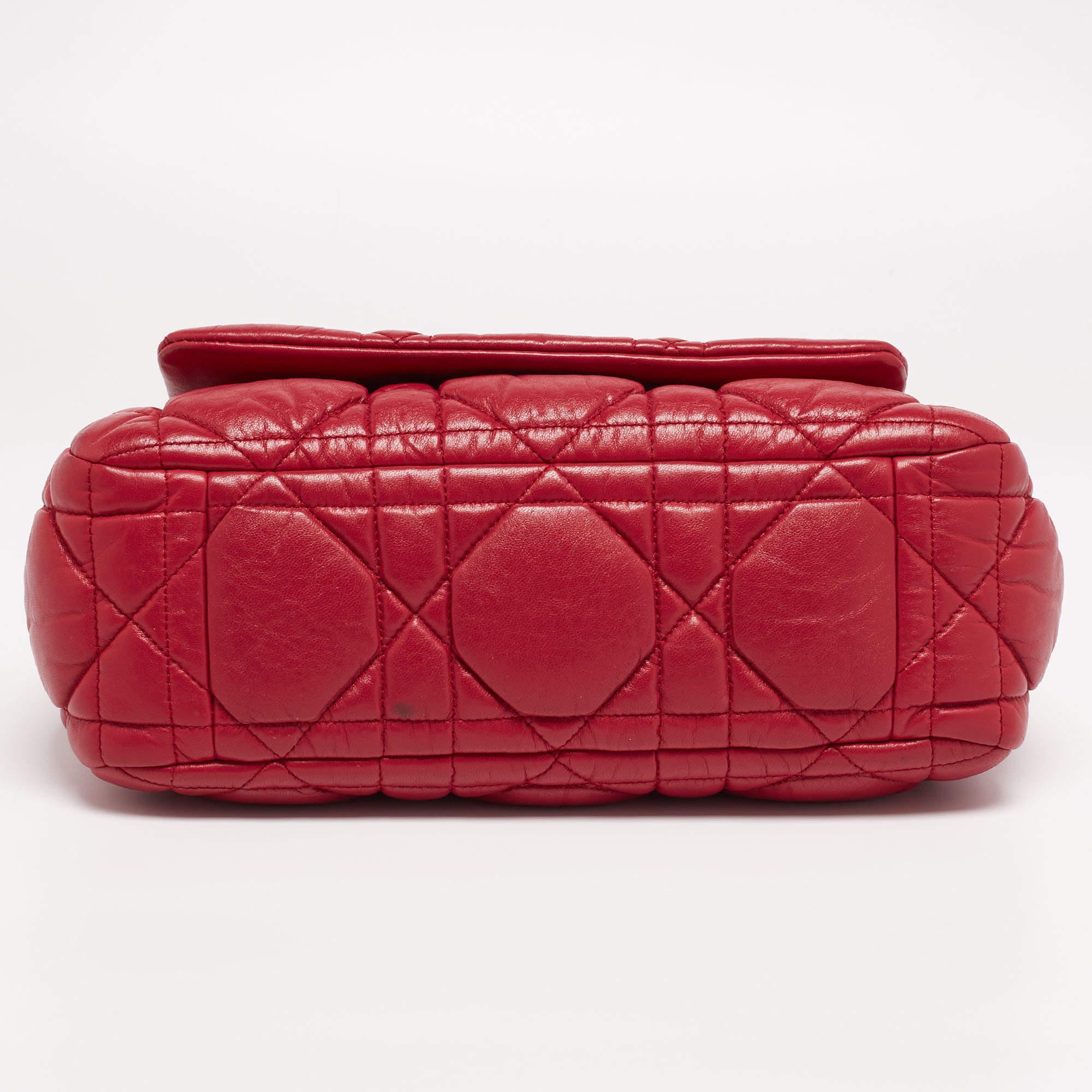 Dior Red Cannage Soft Leather Milly La Forêt Shoulder Bag In Good Condition In Dubai, Al Qouz 2