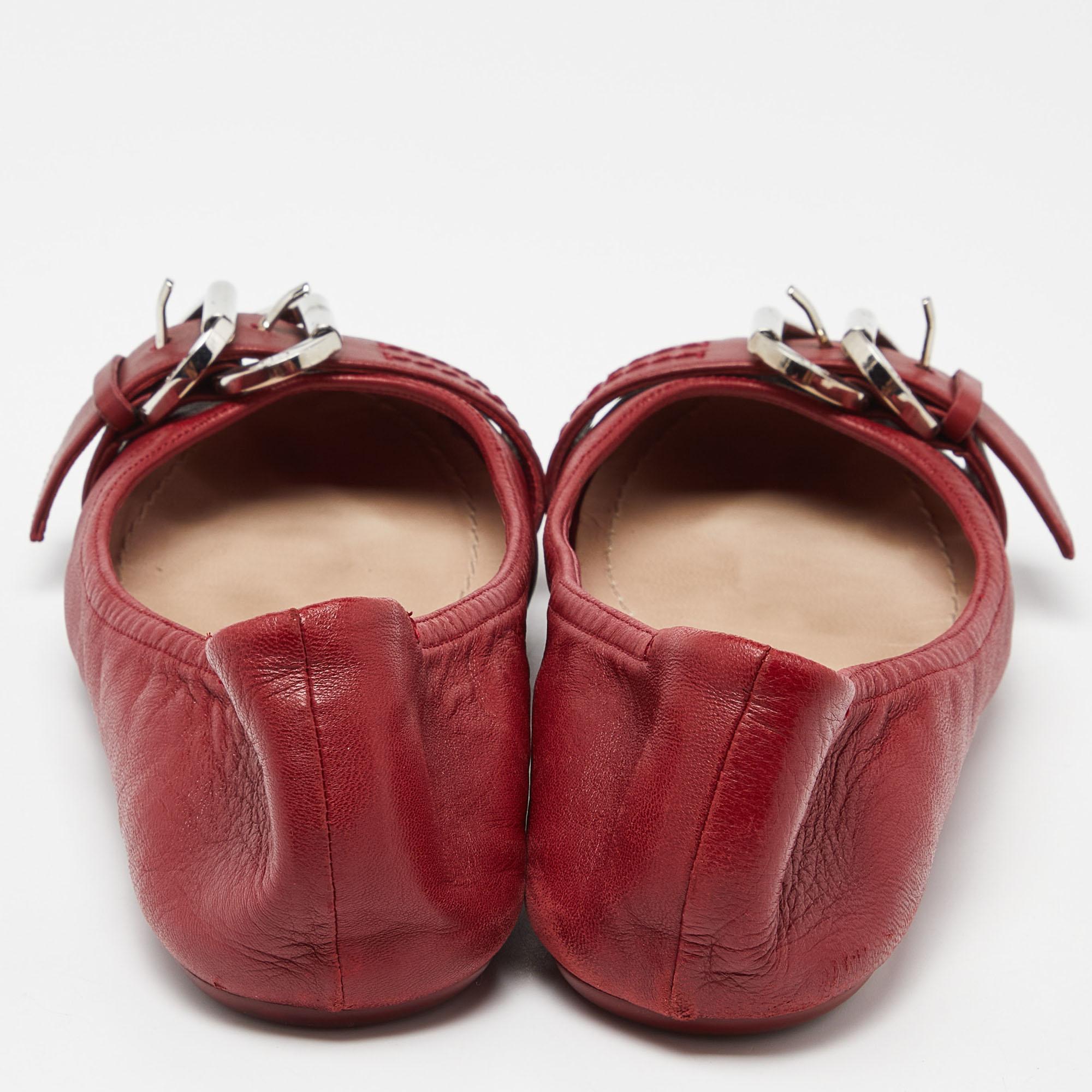 Women's Dior Red Leather Buckle Ballet Flats Size 37 For Sale