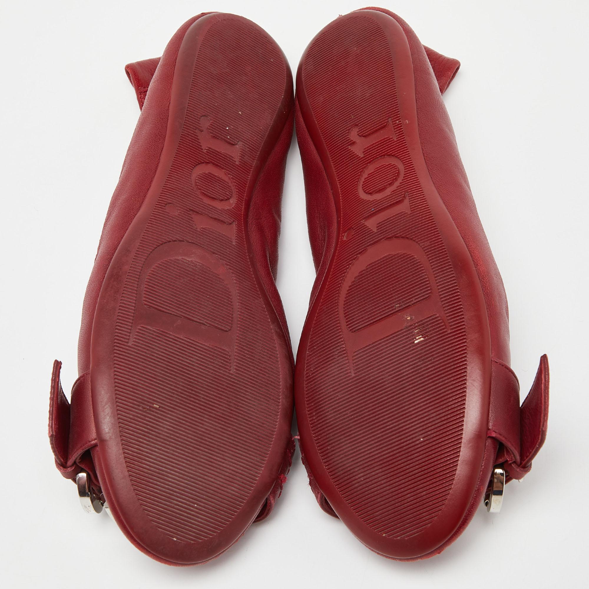 Dior Red Leather Buckle Ballet Flats Size 37 For Sale 1