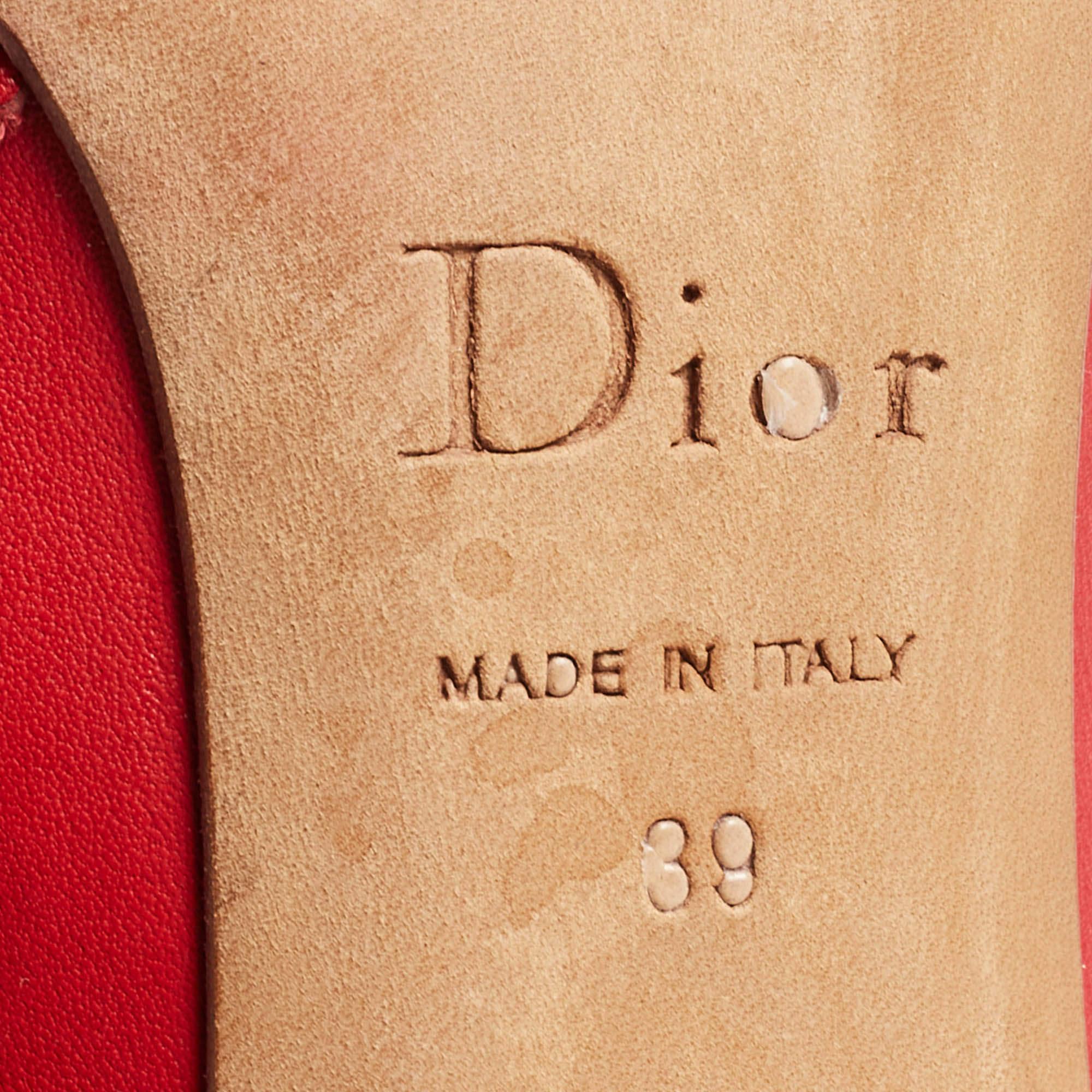 Dior Red Leather Round Toe Pumps Size 39 For Sale 5