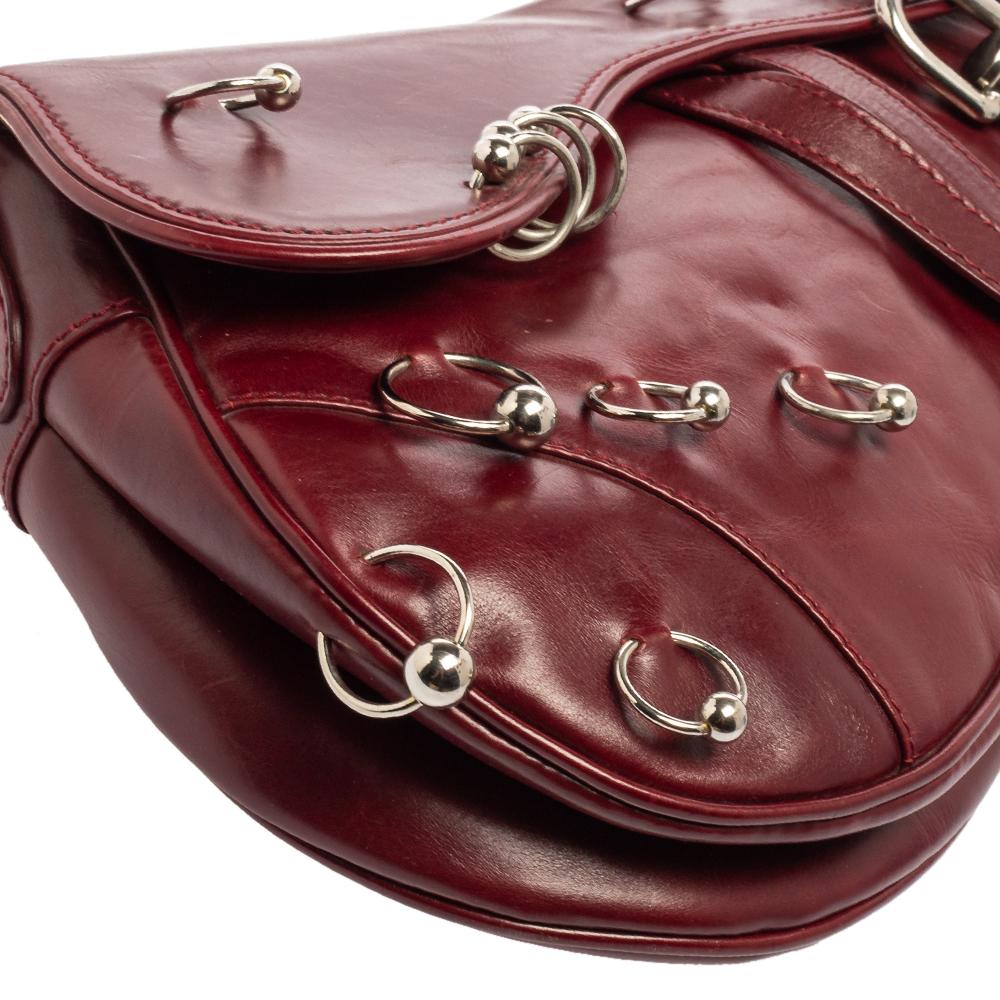 Dior Red Leather Saddle Piercing Bag In Good Condition In Dubai, Al Qouz 2