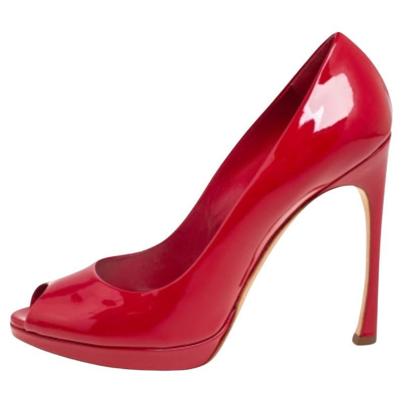 Dior Cuir verni rouge Miss Dior Peep Toe Platform Pumps Size 40 en vente