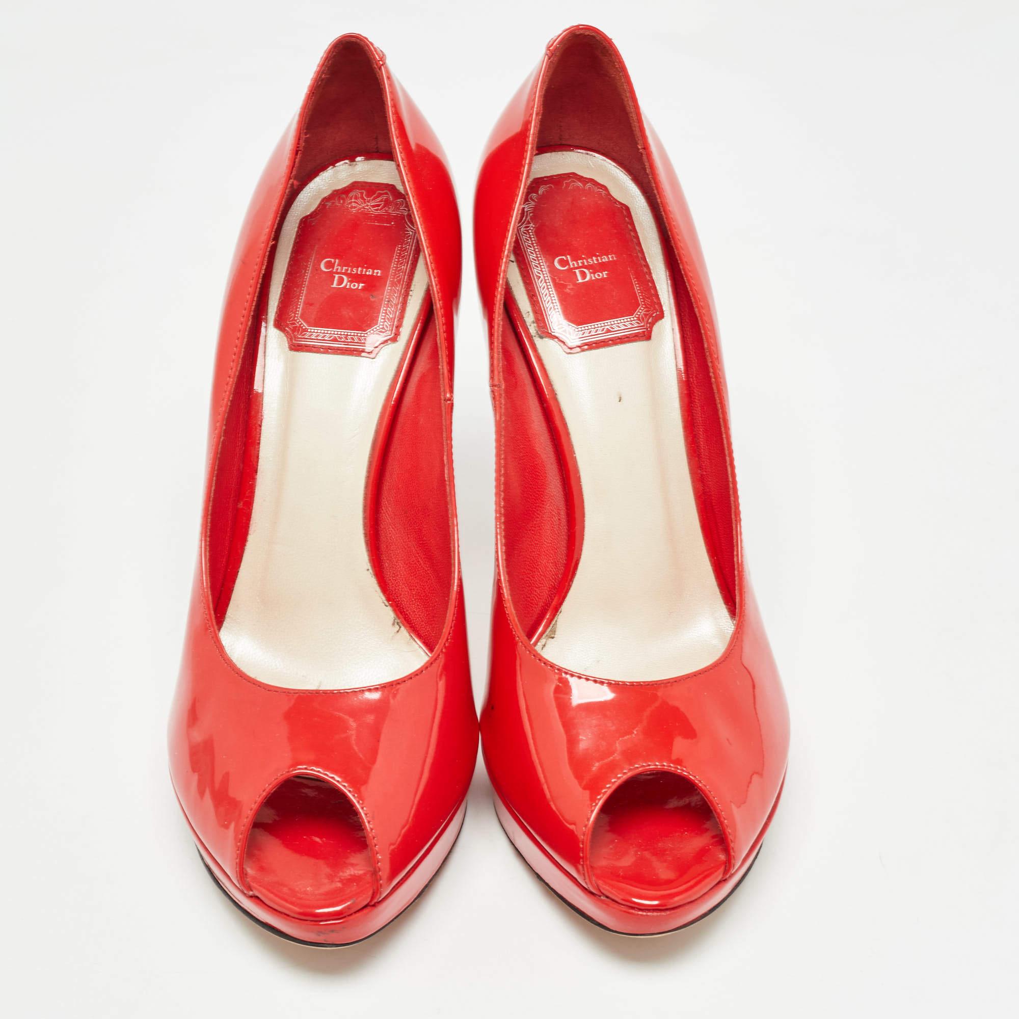Dior Red Patent Leather Miss Dior Pumps Size 37 In Good Condition For Sale In Dubai, Al Qouz 2