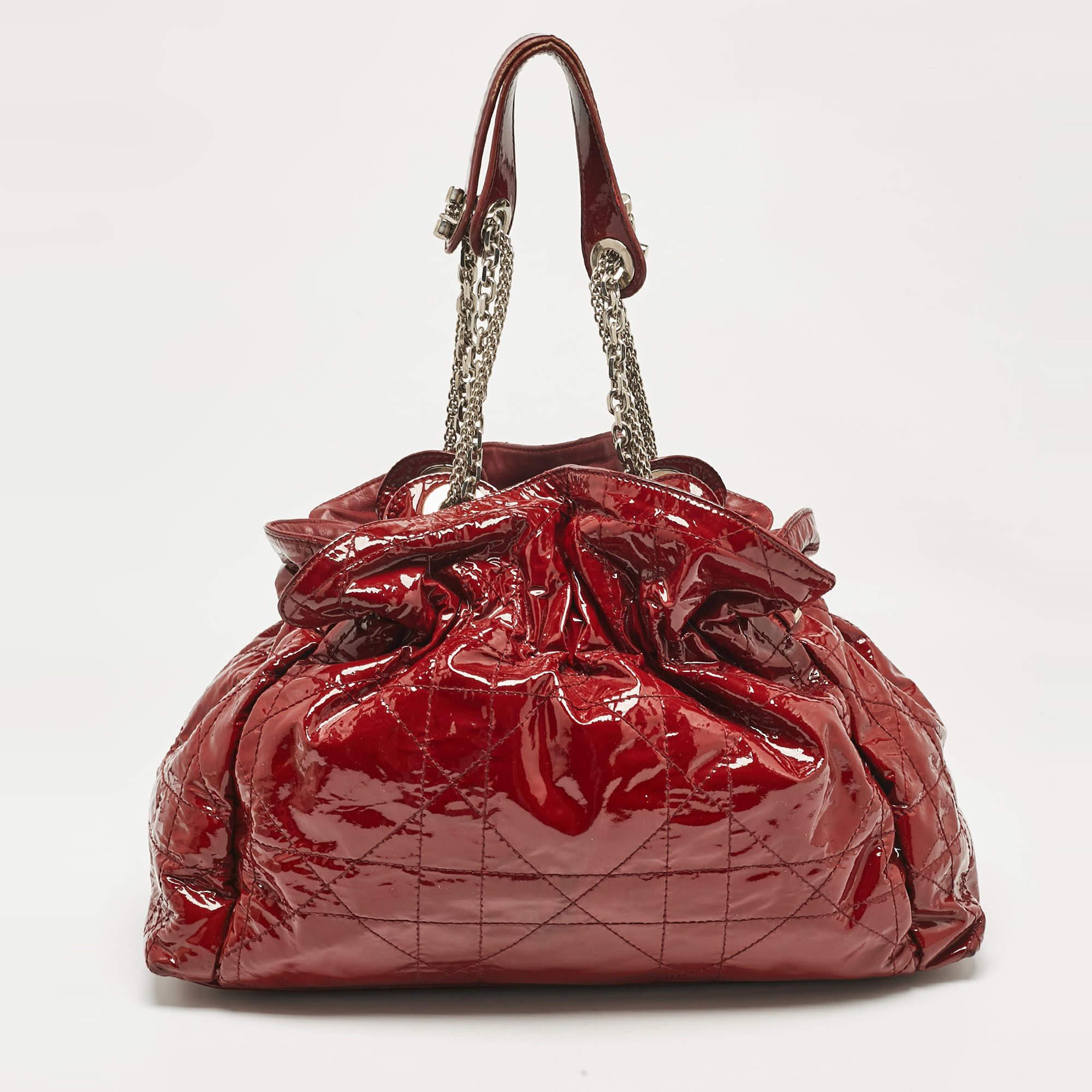 Dior Red Patent Patent Leather Le Trente Tote In Fair Condition For Sale In Dubai, Al Qouz 2