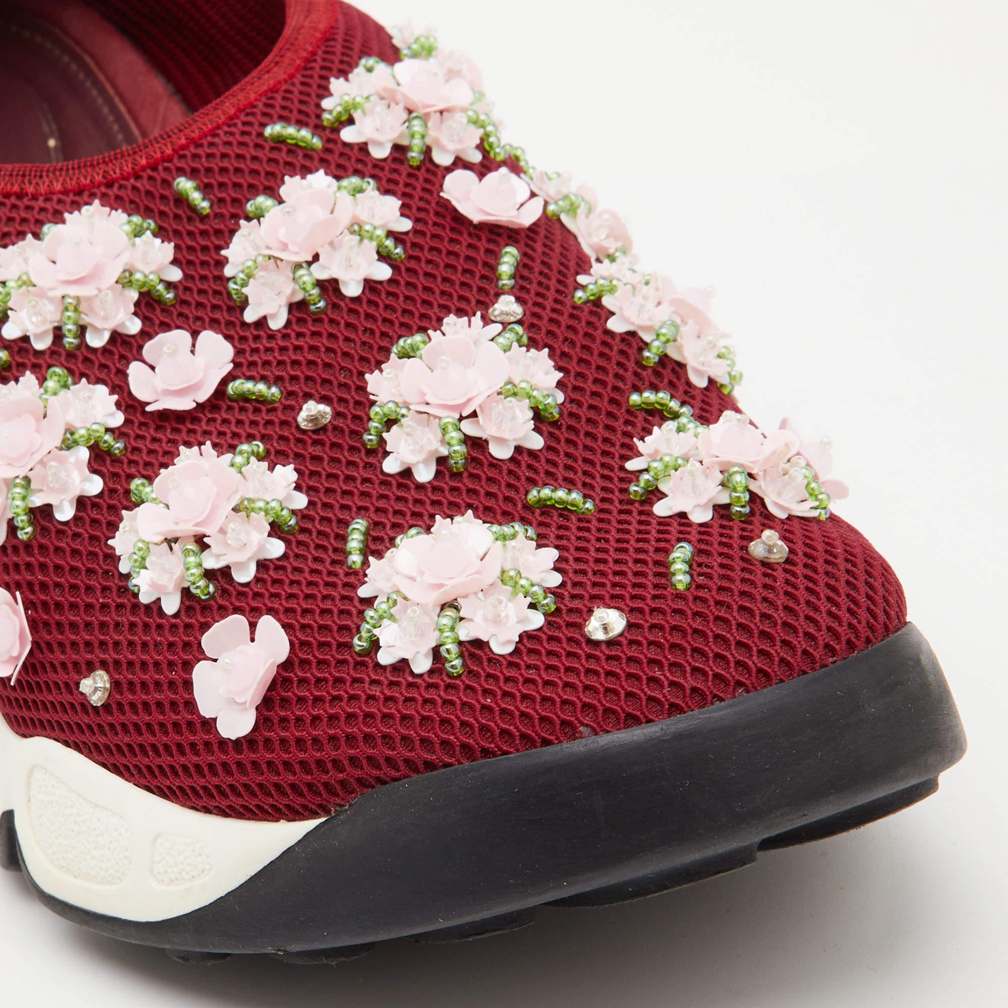 Dior Rot/Rosa Kristall verzierte Mesh Fusion Slip-On Turnschuhe Größe 37,5 im Angebot 3