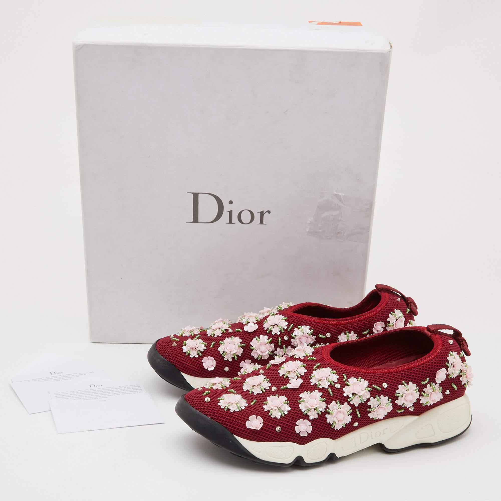 Dior Rot/Rosa Kristall verzierte Mesh Fusion Slip-On Turnschuhe Größe 37,5 im Angebot 4