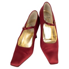 Zapatos de tacón rojos Dior