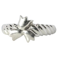 Dior-Ring. Christian Dior Platin Pt900 Dreiflammiges Glockenband. Minimalistischer Ring