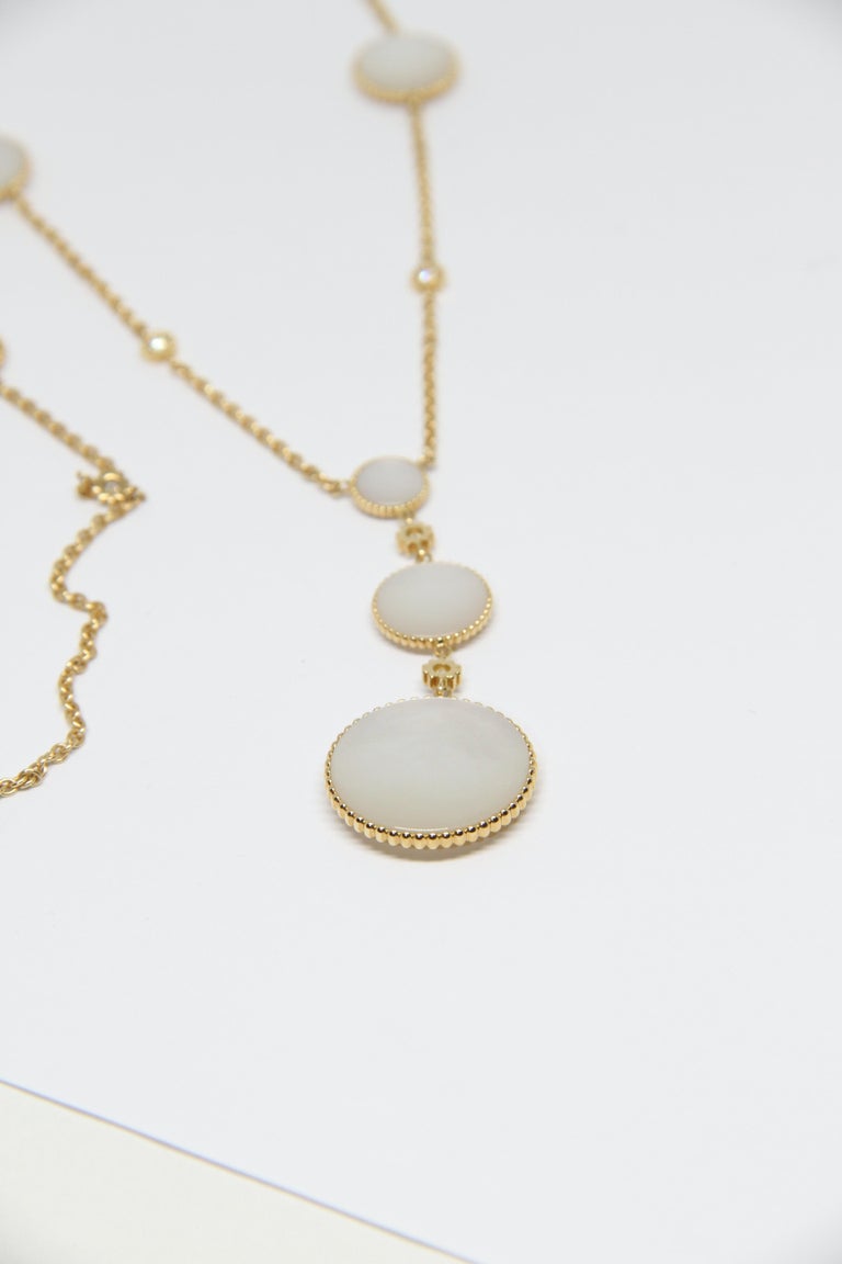 Rose Des Vents Necklace Yellow Gold, Diamond and Mother-of-Pearl