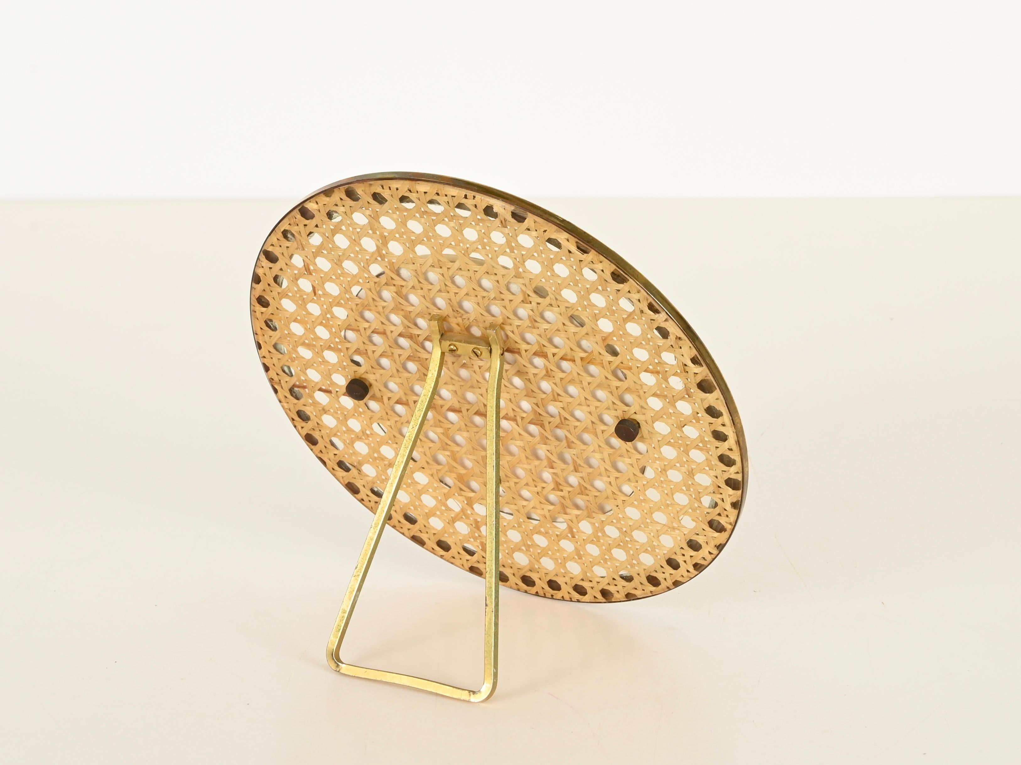Dior Round Photo Frame in Golden Brass, Lucite and Vienna Straw, Italy, 1970s For Sale 3