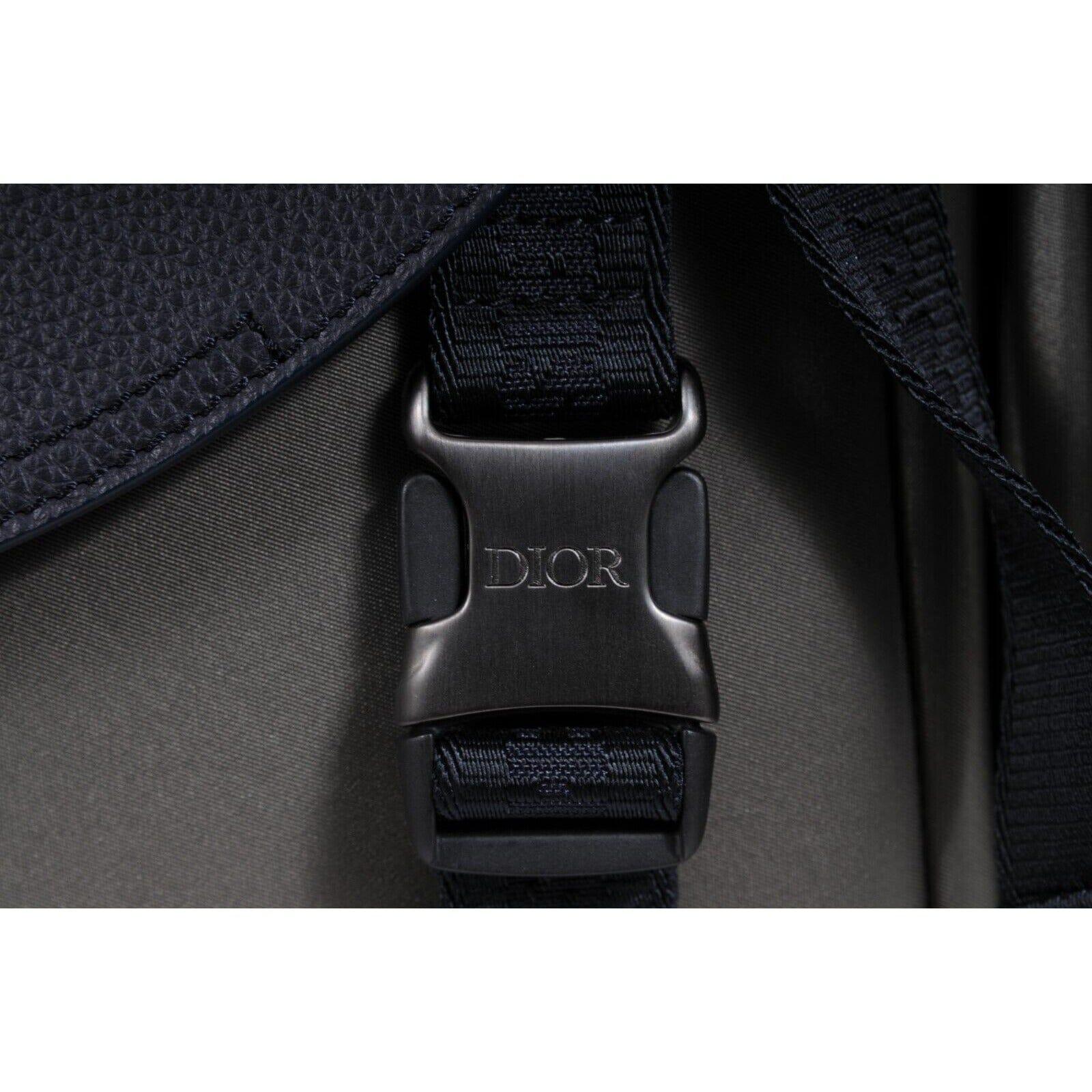 Dior Sacai Mens Saddle Messenger Bag Olive Green Navy Blue Nylon Leather en vente 6
