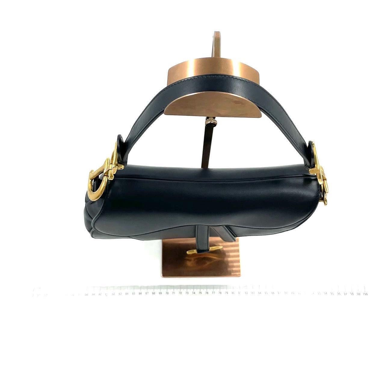Dior Saddle 2018 Medium Smooth Calfskin Leather Bag Black For Sale 2