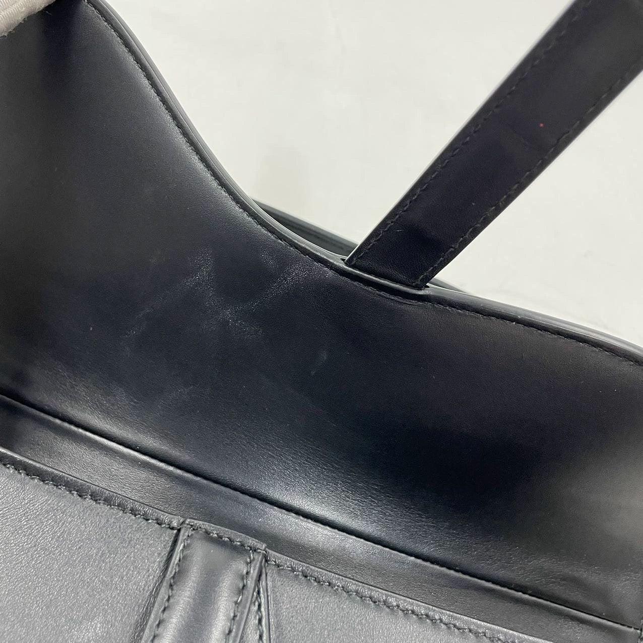 Dior Saddle 2018 Medium Smooth Calfskin Leather Bag Black For Sale 5