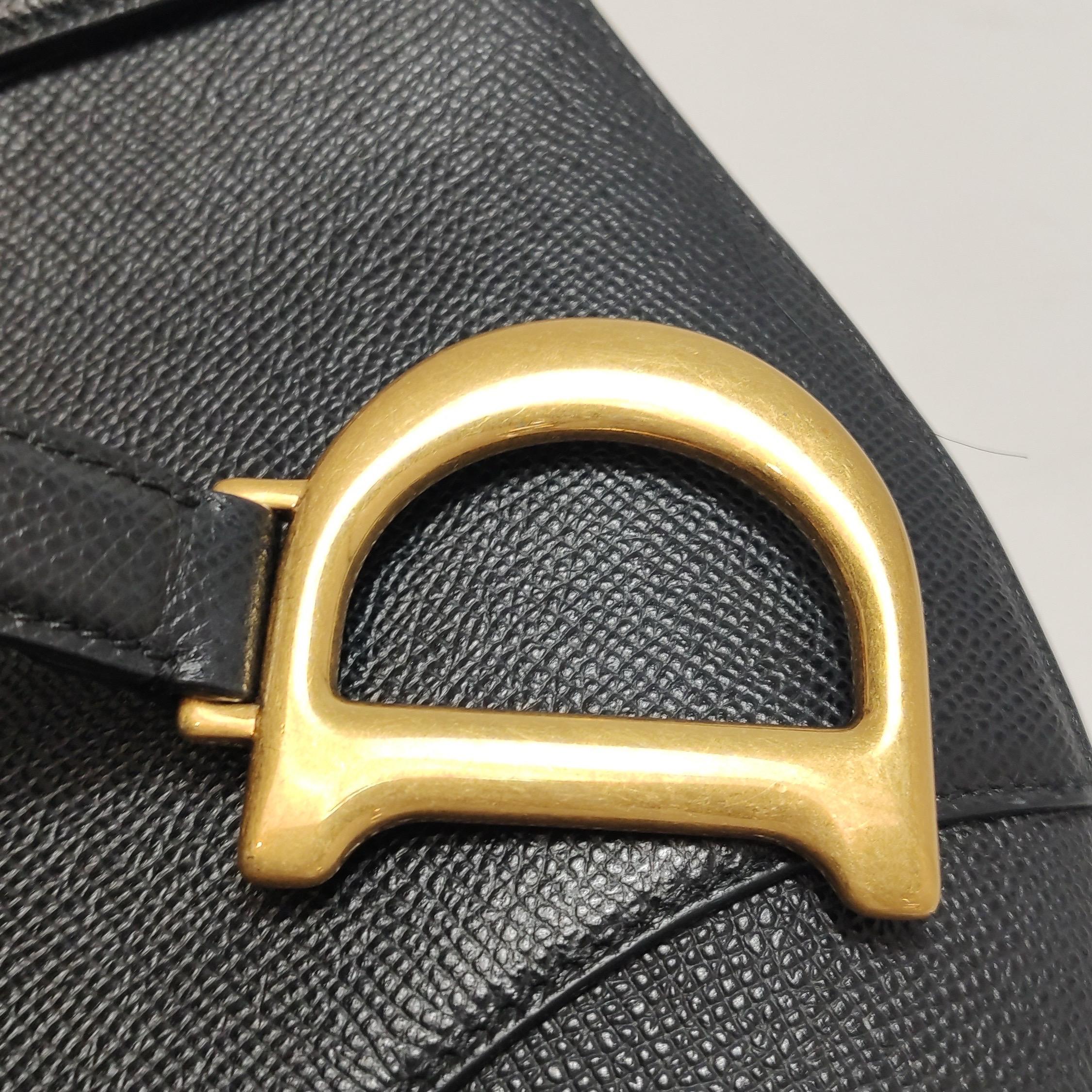 Dior Saddle 2020 Medium Sac en cuir de veau grainé Noir en vente 7