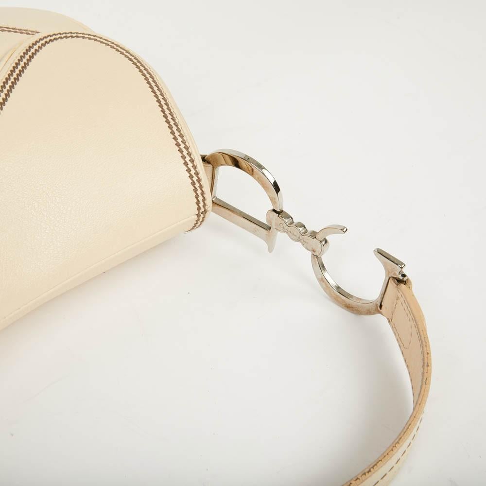 Dior Saddle Bag Beige and Silver In Excellent Condition In Paris, FR