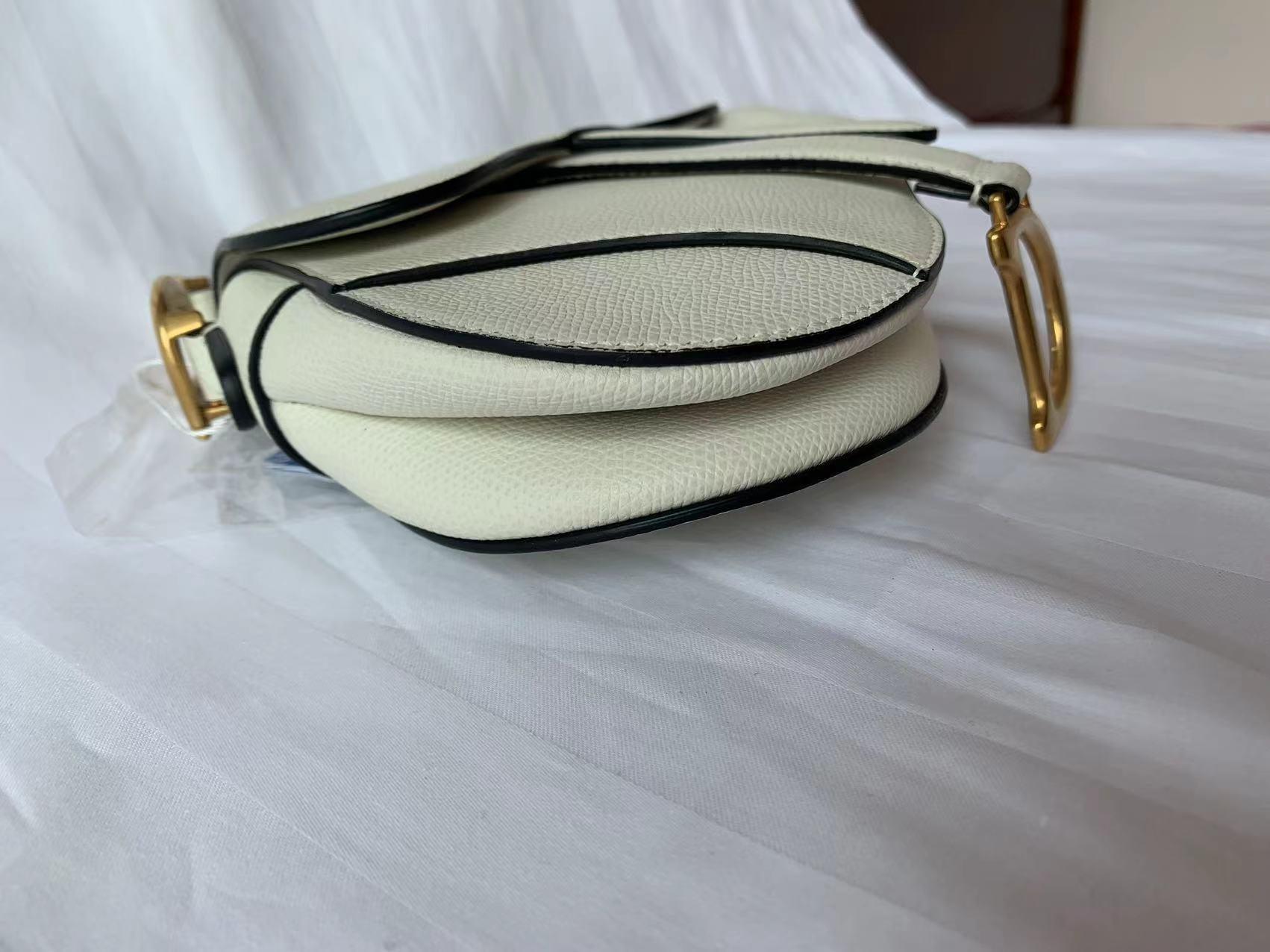 Women's Dior Saddle bag white grain leather mini size For Sale