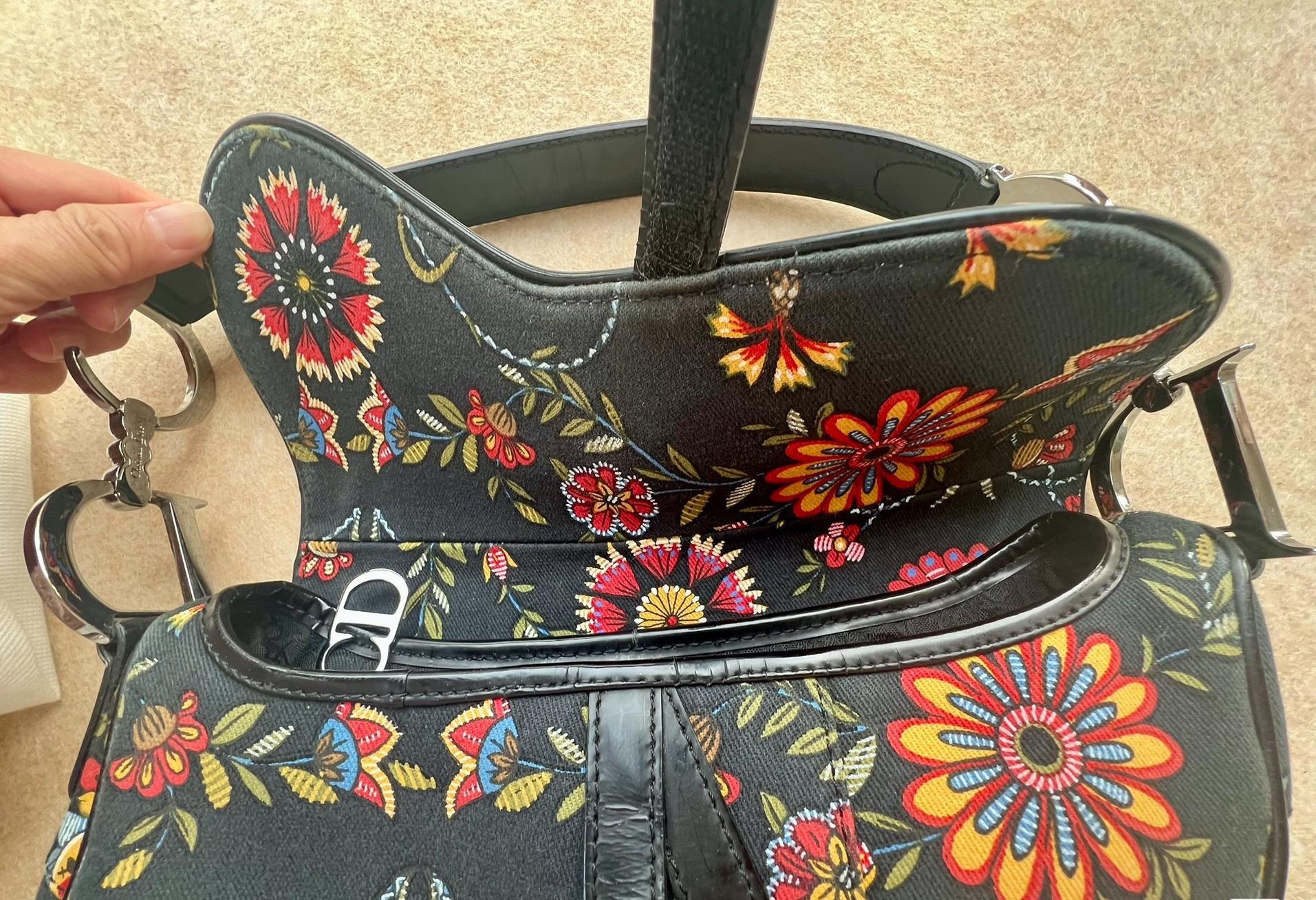 Dior Saddle Black Denim with Floral Embroidery John Galliano Design For Sale 10