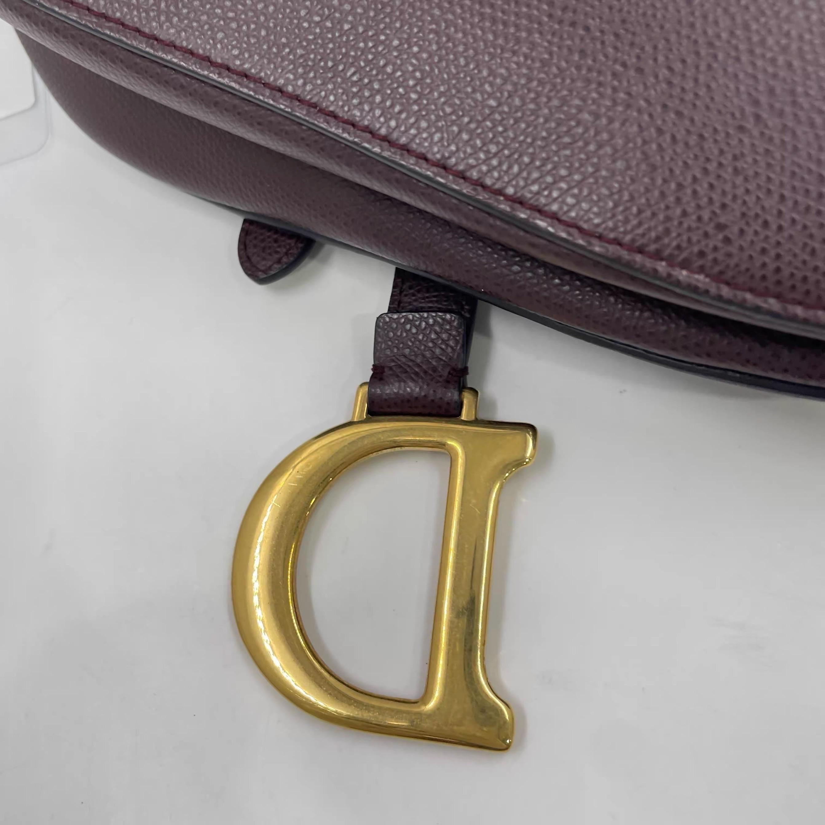 Dior Saddle Borgogna Borsa media in pelle martellata con tracolla in vendita 14
