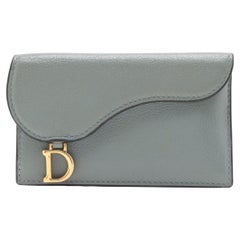 Dior Saddle Cosmos Portacarte con Zip Blu Nuvola