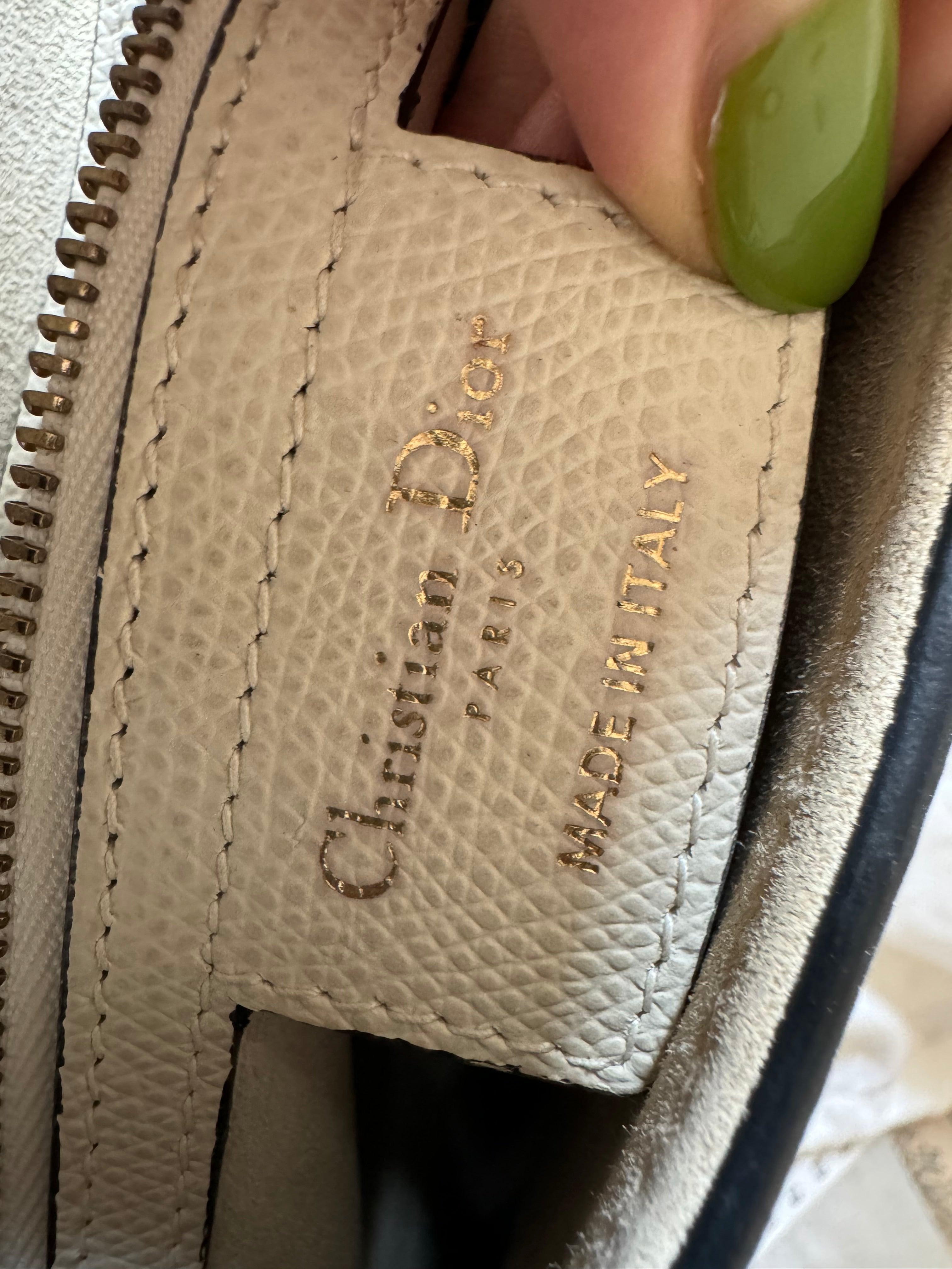 Dior Saddle Medium 2019 White Grained Leather Handbag 9