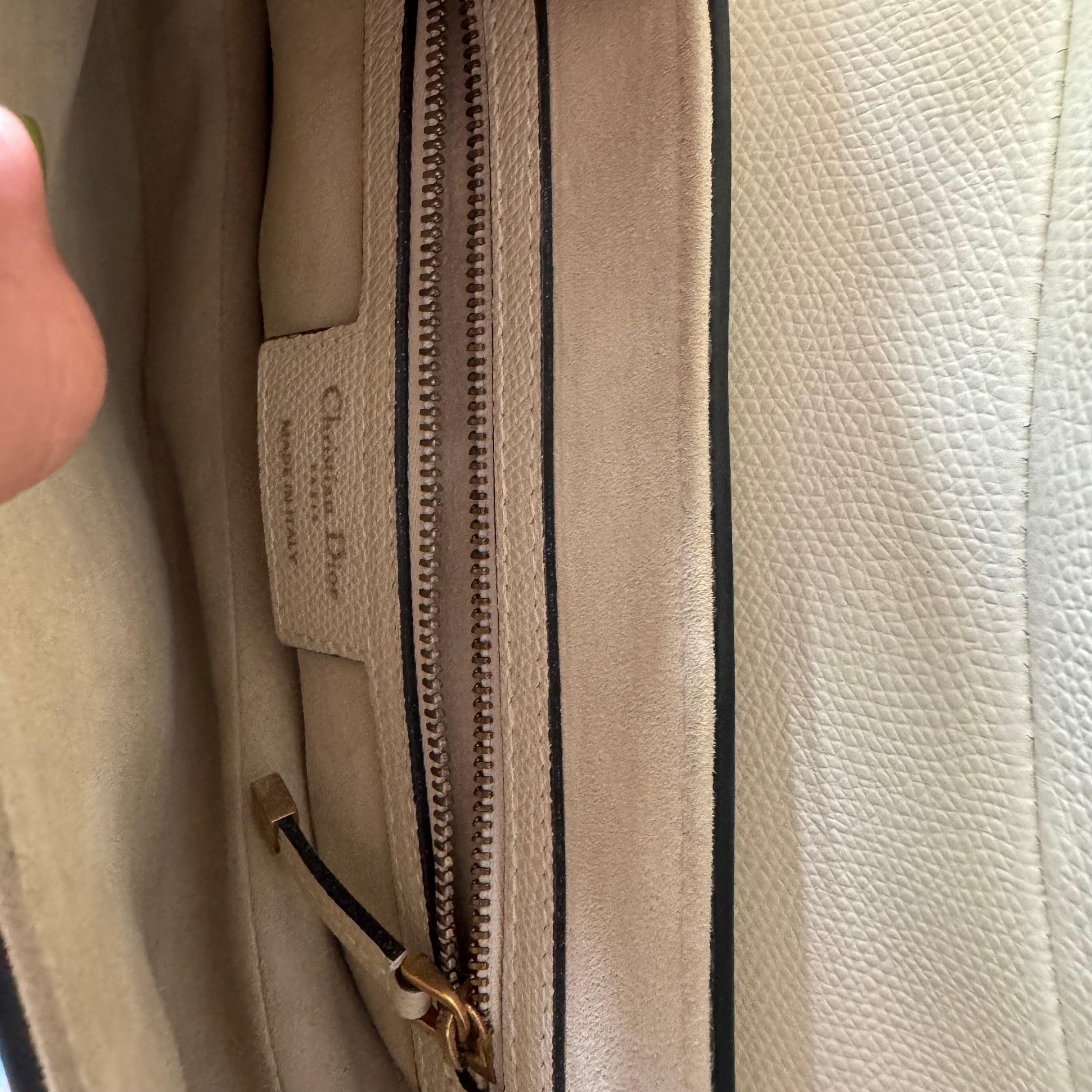 Dior Saddle Medium 2019 White Grained Leather Handbag 14