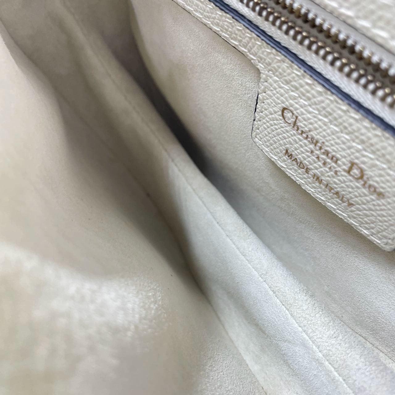 Dior Saddle Medium 2019 White Grained Leather Handbag 1