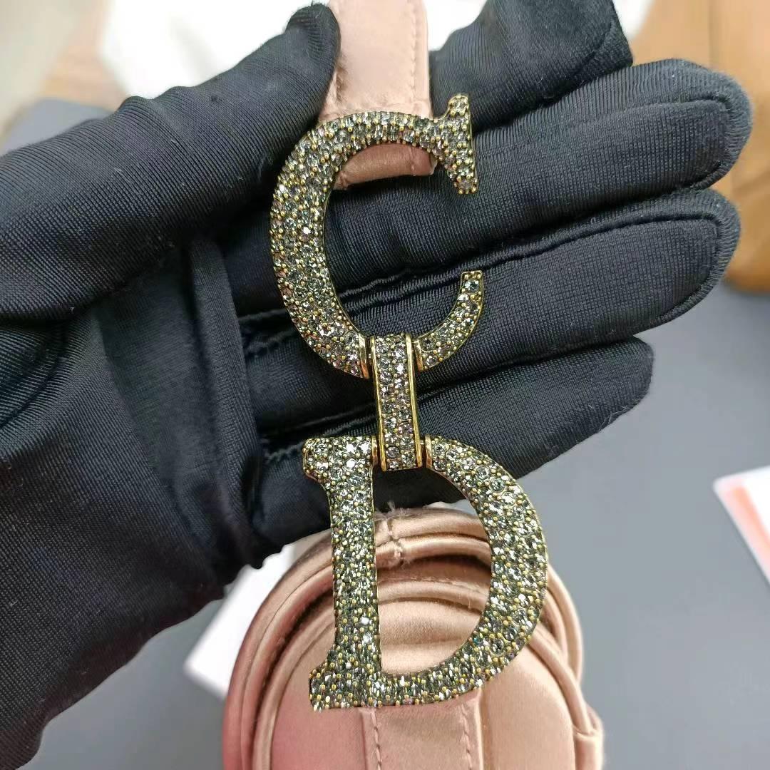 Dior Saddle Mini 2019 Silk Pink with Crystal Buckle Handbag For Sale 5
