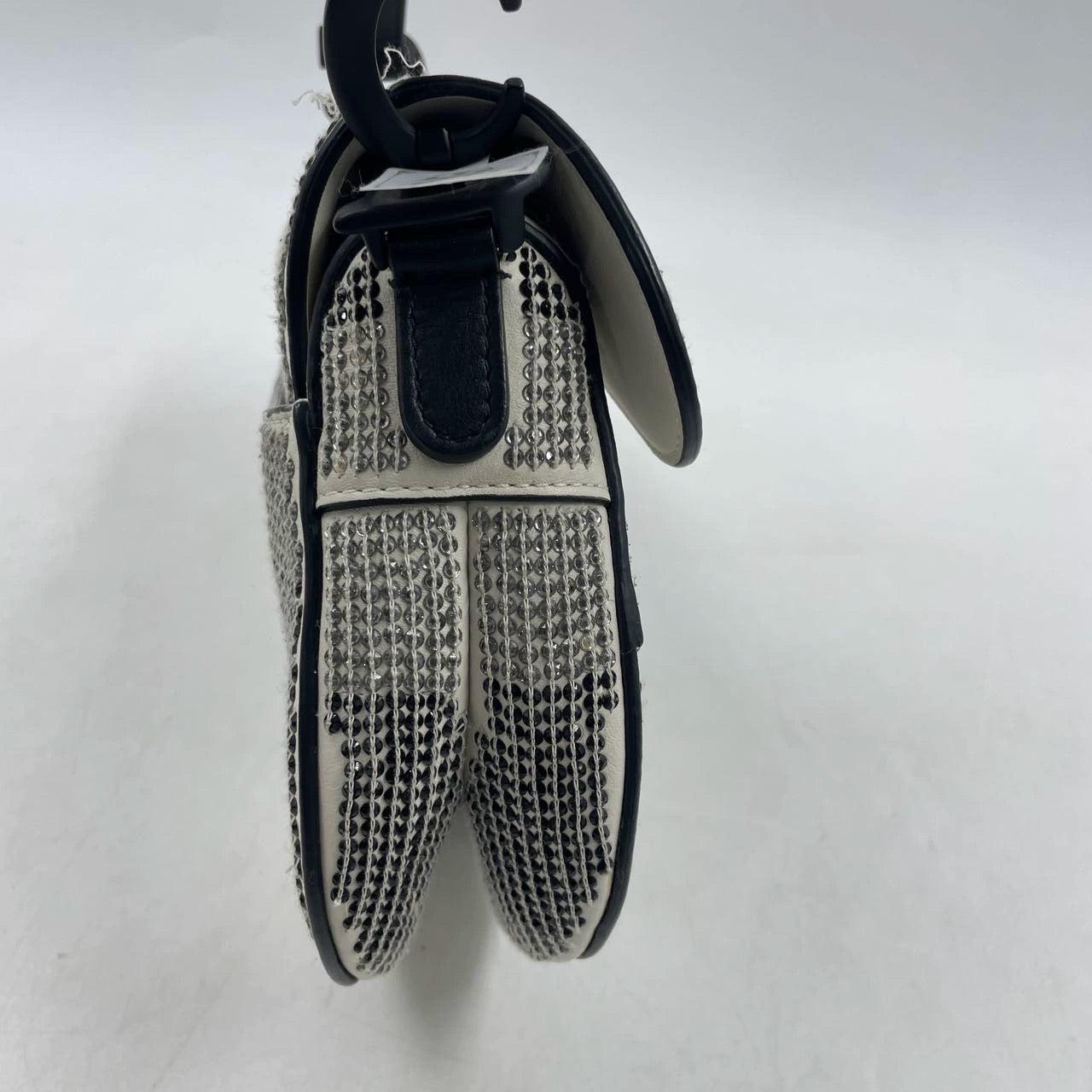 Dior Saddle Mini Beaded Black and White checkered Pattern In Excellent Condition In AUBERVILLIERS, FR