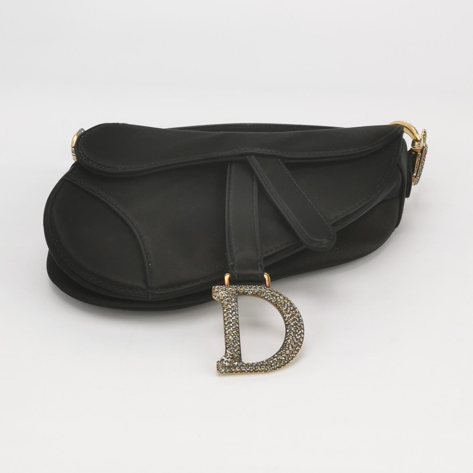 Dior Saddle Mini Silk Black with Crystal Embedded Buckles In Excellent Condition For Sale In AUBERVILLIERS, FR