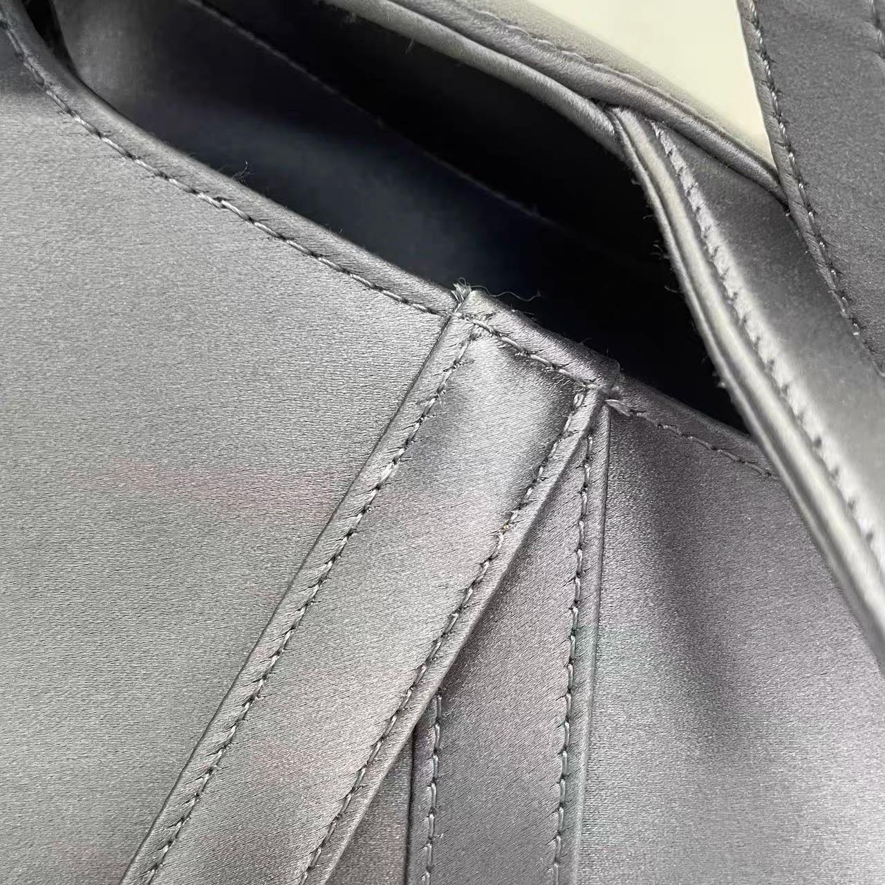 Dior Saddle Mini Silk Blue Grey with Crystal Embedded Buckles en vente 13