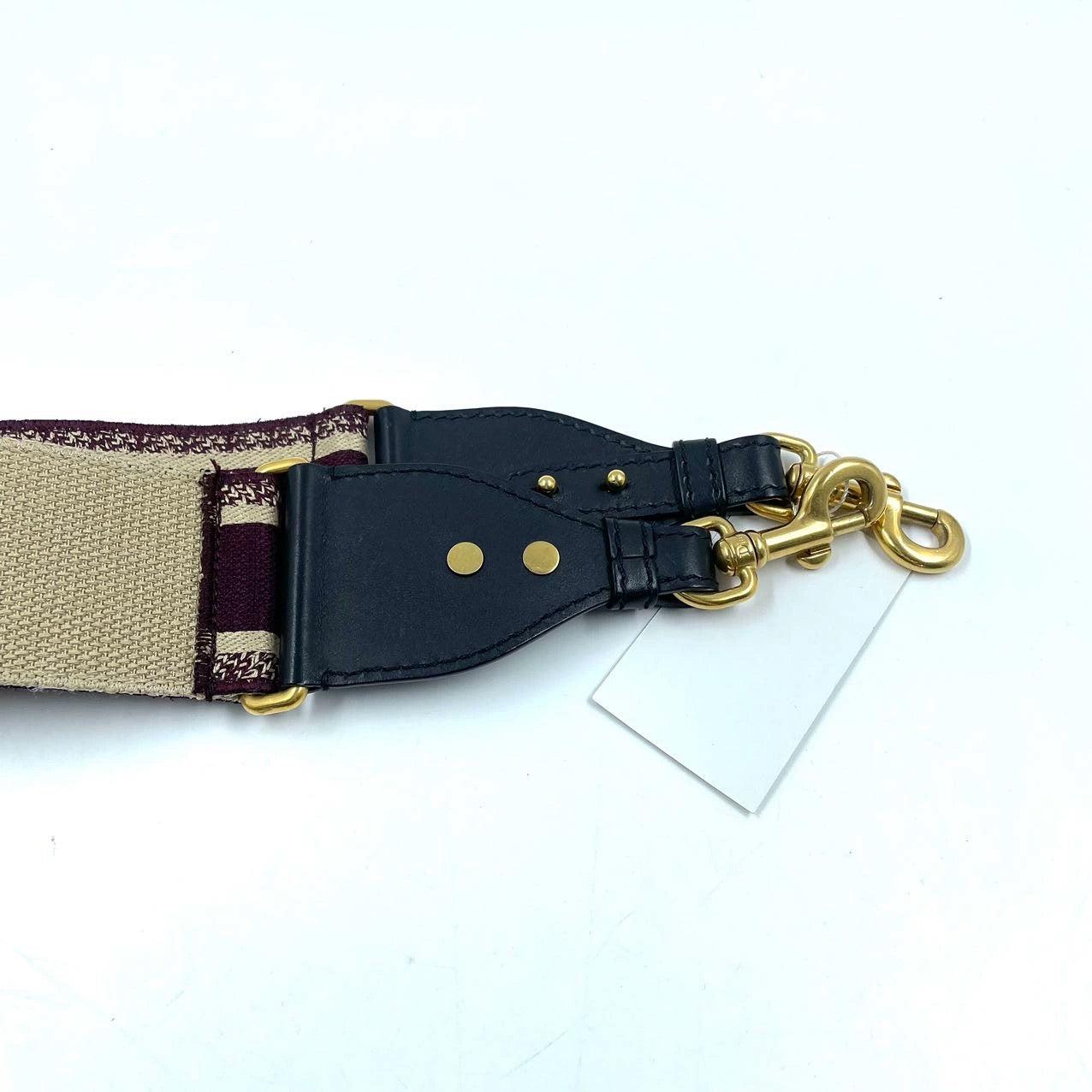 Dior Saddle Strap maroon canvas with Dior Logo For Sale 6