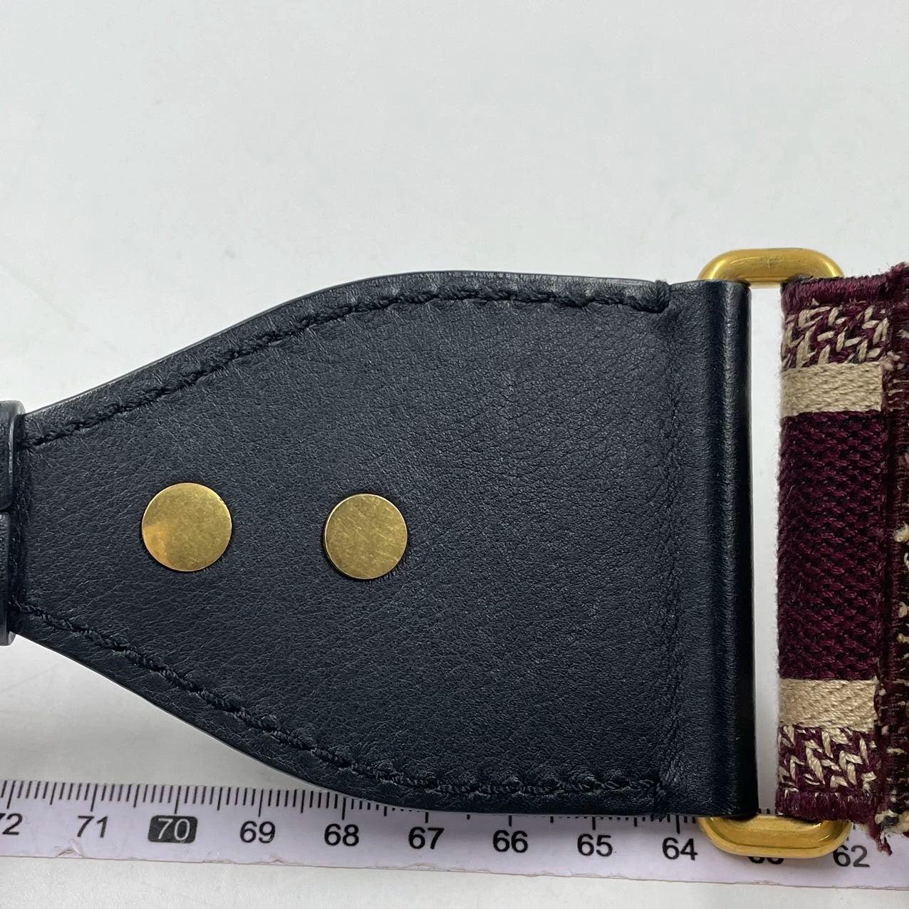 Dior Saddle Strap maroon canvas with Dior Logo For Sale 8