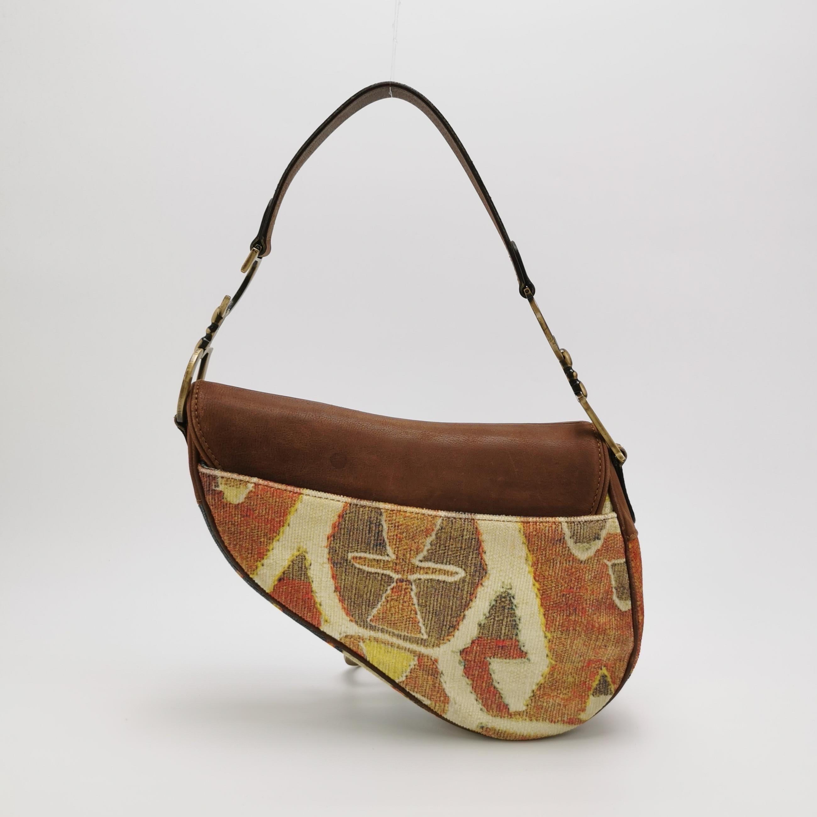 Dior Saddle Vintage Brown Leather Printed Velvet Gold Hardware Shoulder Bag In Good Condition For Sale In AUBERVILLIERS, FR