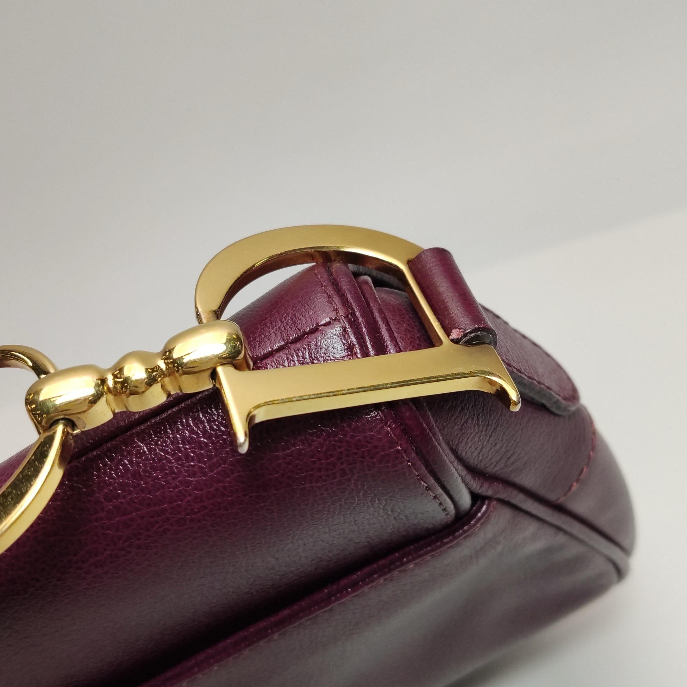 Dior Sattel Vintage Burgund Lila Wein Kalbsleder Gold Hardware Schulter im Angebot 9