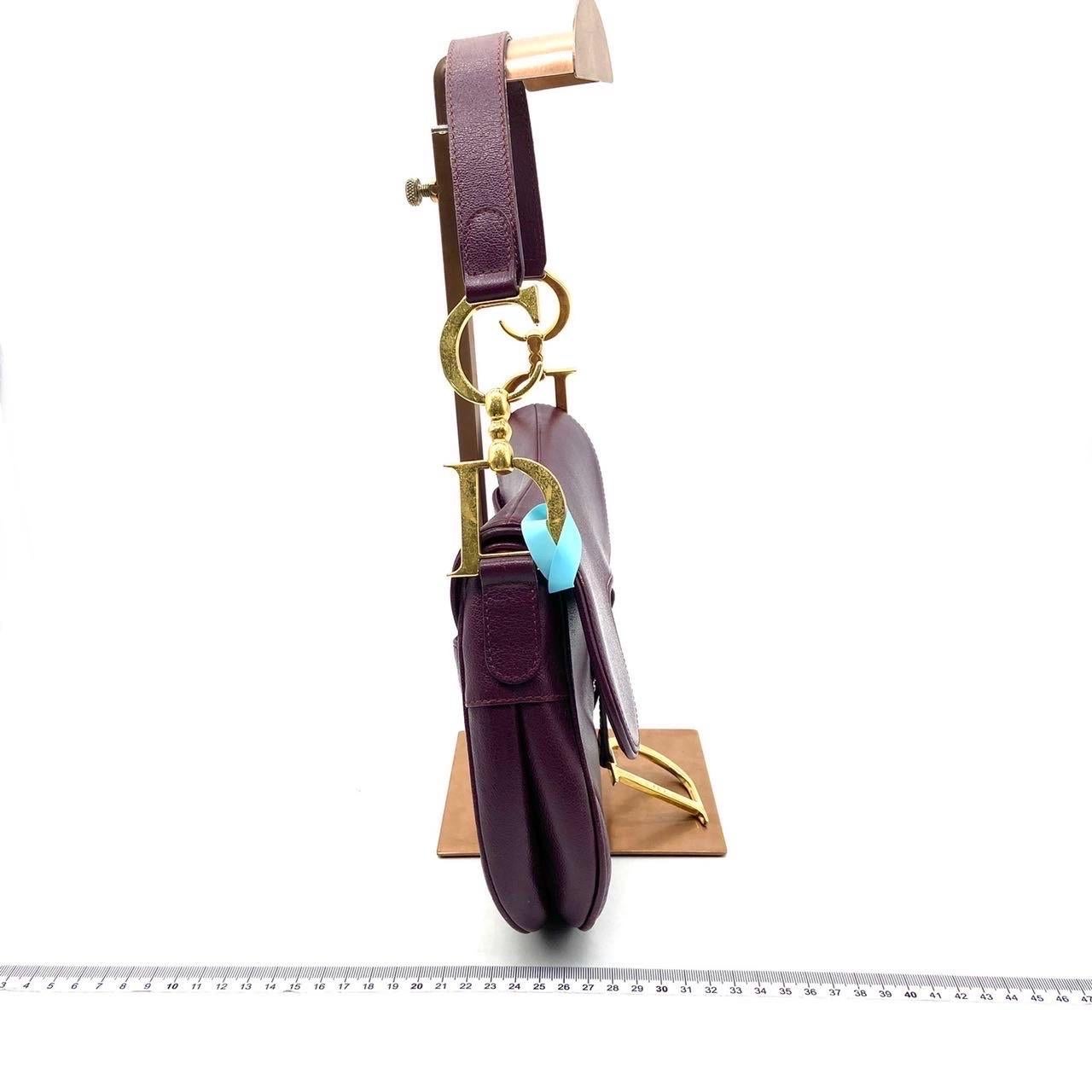 Dior Saddle Vintage Burgundy Purple Wine Calfskin Leather Gold Hardware Shoulder Bon état - En vente à AUBERVILLIERS, FR