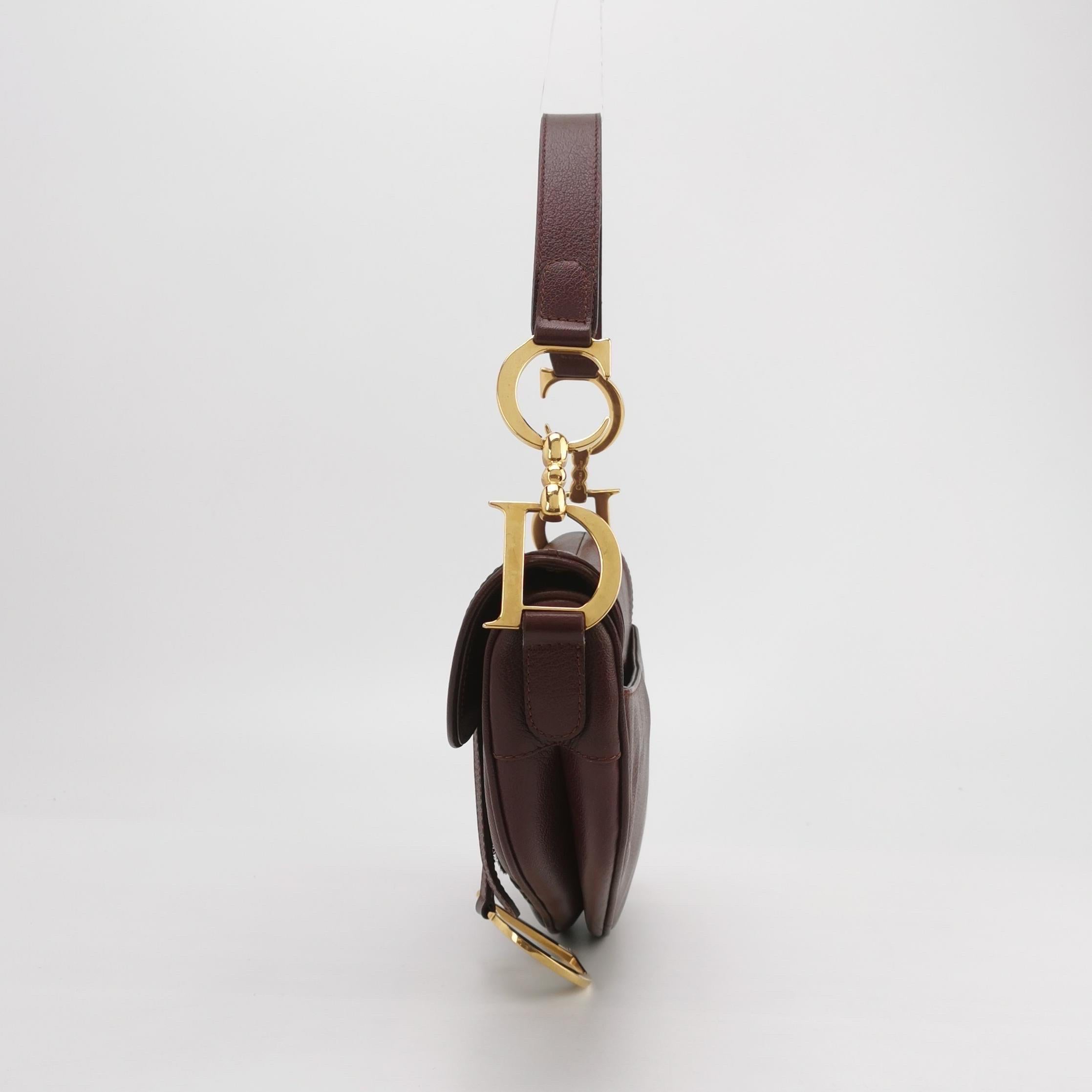 Dior Sattel Vintage Burgund Lila Wein Kalbsleder Gold Hardware Schulter für Damen oder Herren im Angebot