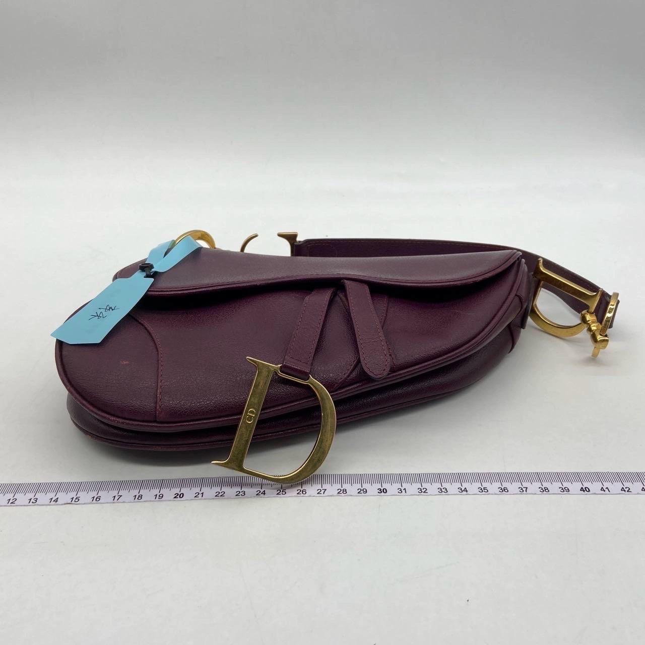 Dior Saddle Vintage Burgundy Purple Wine Calfskin Leather Gold Hardware Shoulder en vente 1