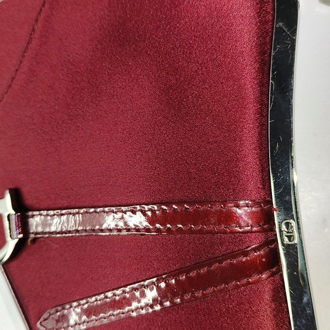 Dior Saddle Vintage Classic Clutch Vintage Mini Satén de Seda Rojo en venta 11