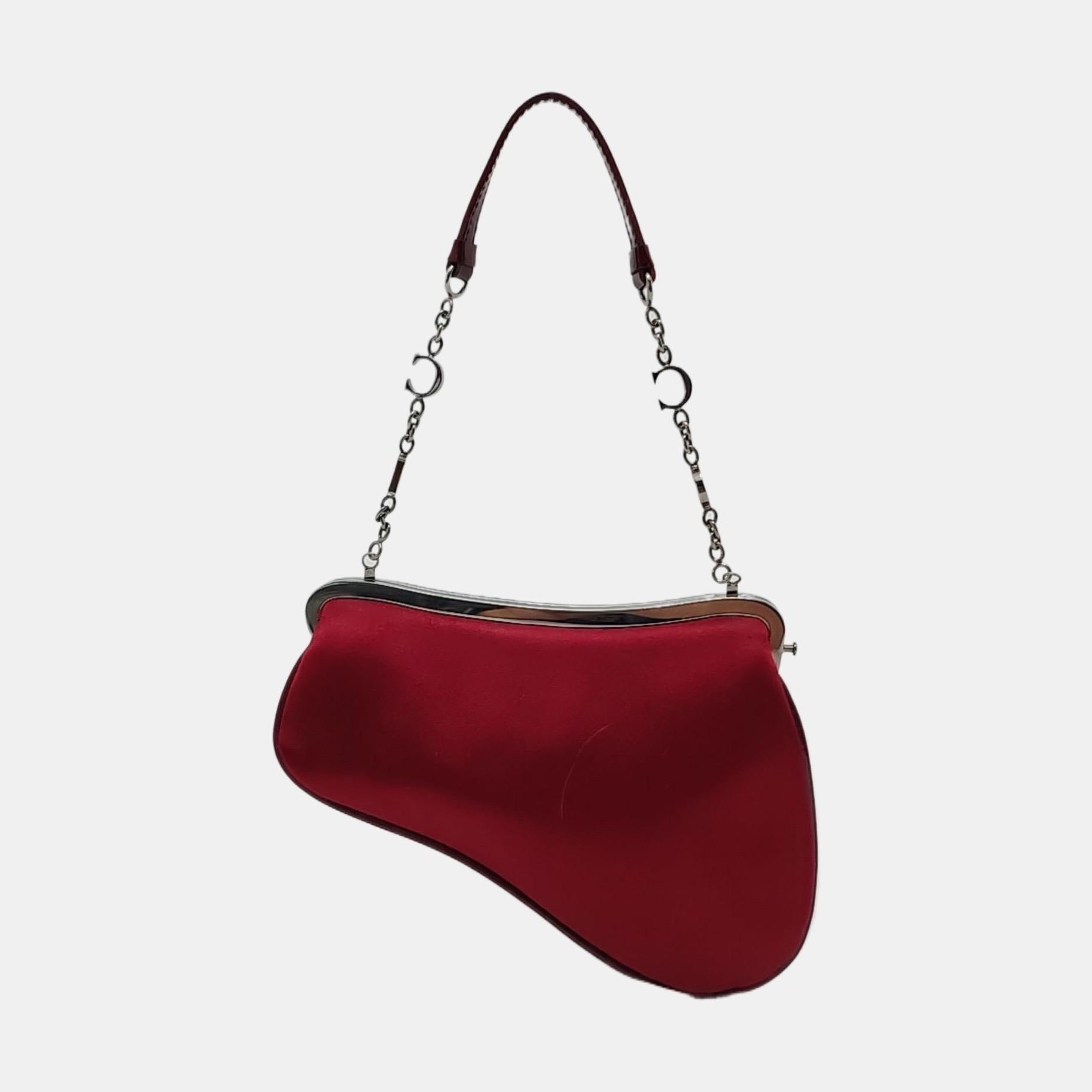 Dior Saddle Vintage Classic Clutch Vintage Mini Satén de Seda Rojo en Bueno estado para la venta en AUBERVILLIERS, FR