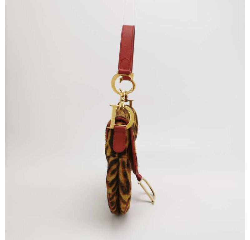 Dior Saddle Vintage Leopard Print Ponyhair and Red Leather John Galliano Rare In Excellent Condition In AUBERVILLIERS, FR