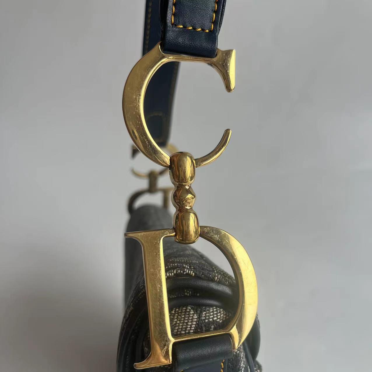 Dior Sattel Vintage Navy Oblique mit mehrfarbigem Seidenfutter im Angebot 7