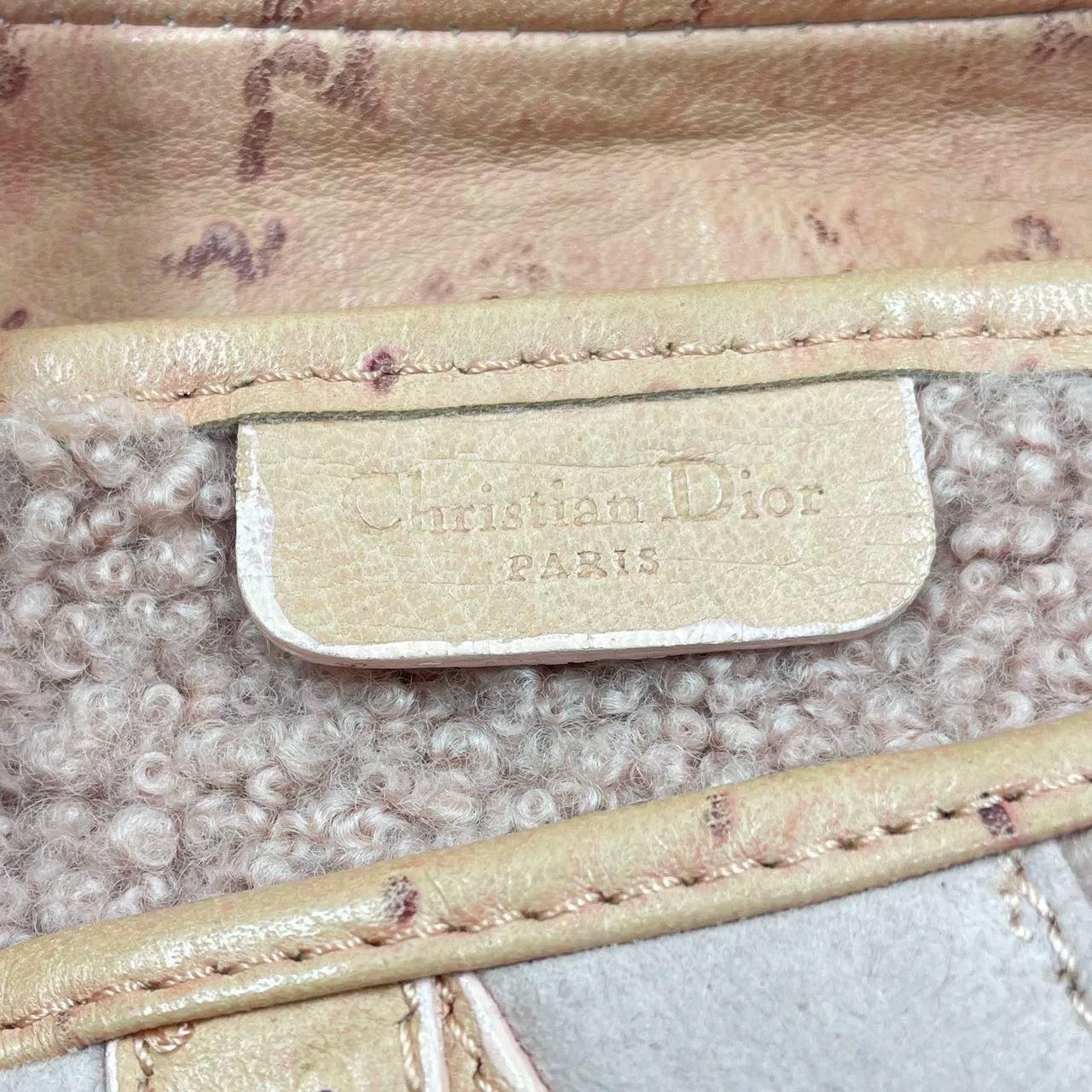 Dior Saddle Vintage Shoulder Bag Medium Shearling and Ostrich Leather Pink For Sale 7