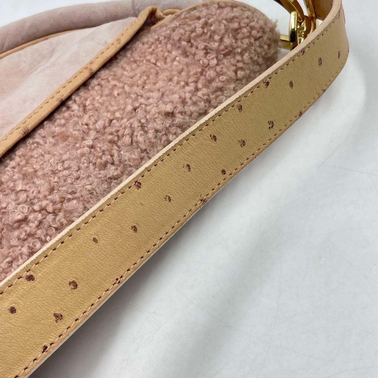 Dior Saddle Vintage Shoulder Bag Medium Shearling and Ostrich Leather Pink For Sale 12